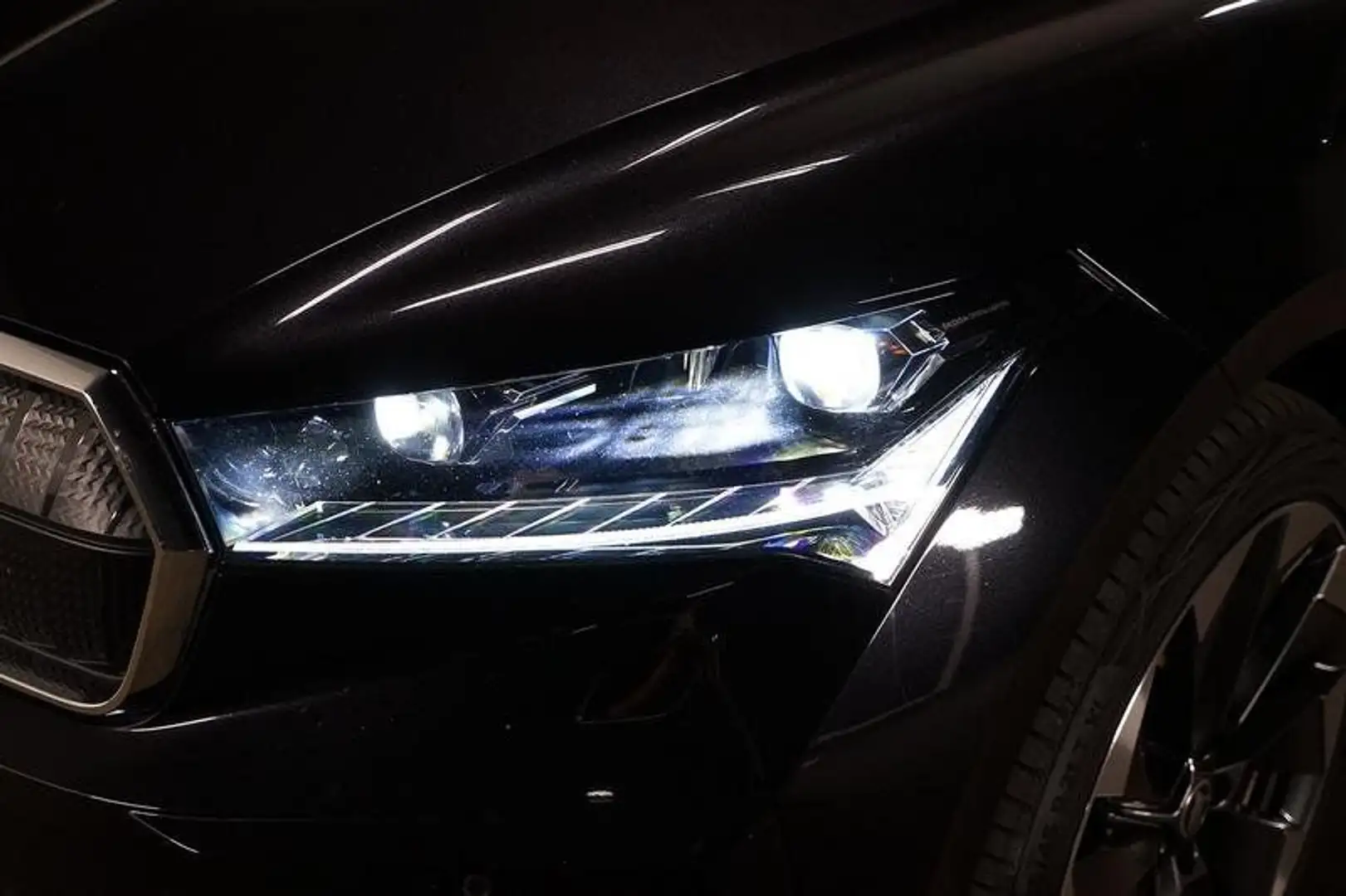Skoda Enyaq 80 ecoSuite Kamera+4xSHZ+ACC+LED+Navi+SHZ Schwarz - 2