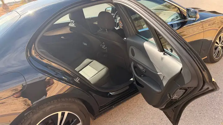 Mercedes-Benz Clase E 2022, foto 13