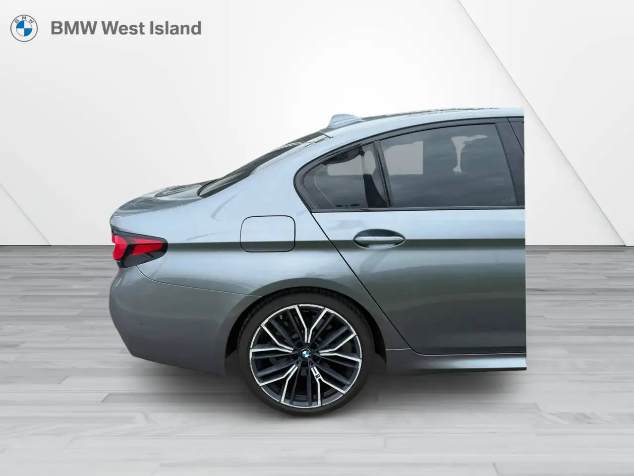 BMW 5 Series снимка BMW 5 Series