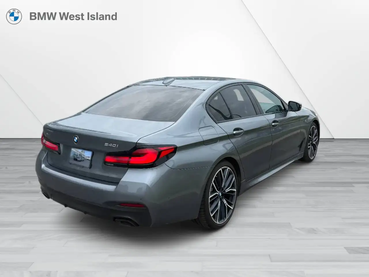 BMW 5 Series снимка BMW 5 Series