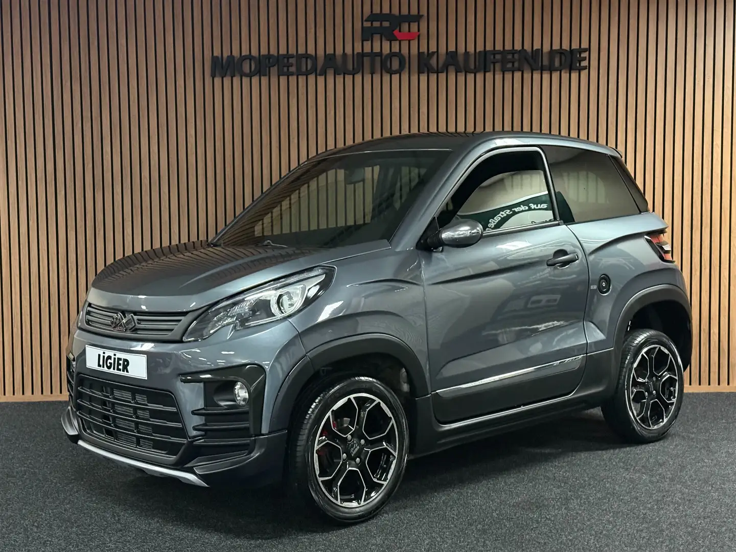 Ligier JS 60 Servolenkung / 8 PS leiser DCI Motor / Rückfahr - 1