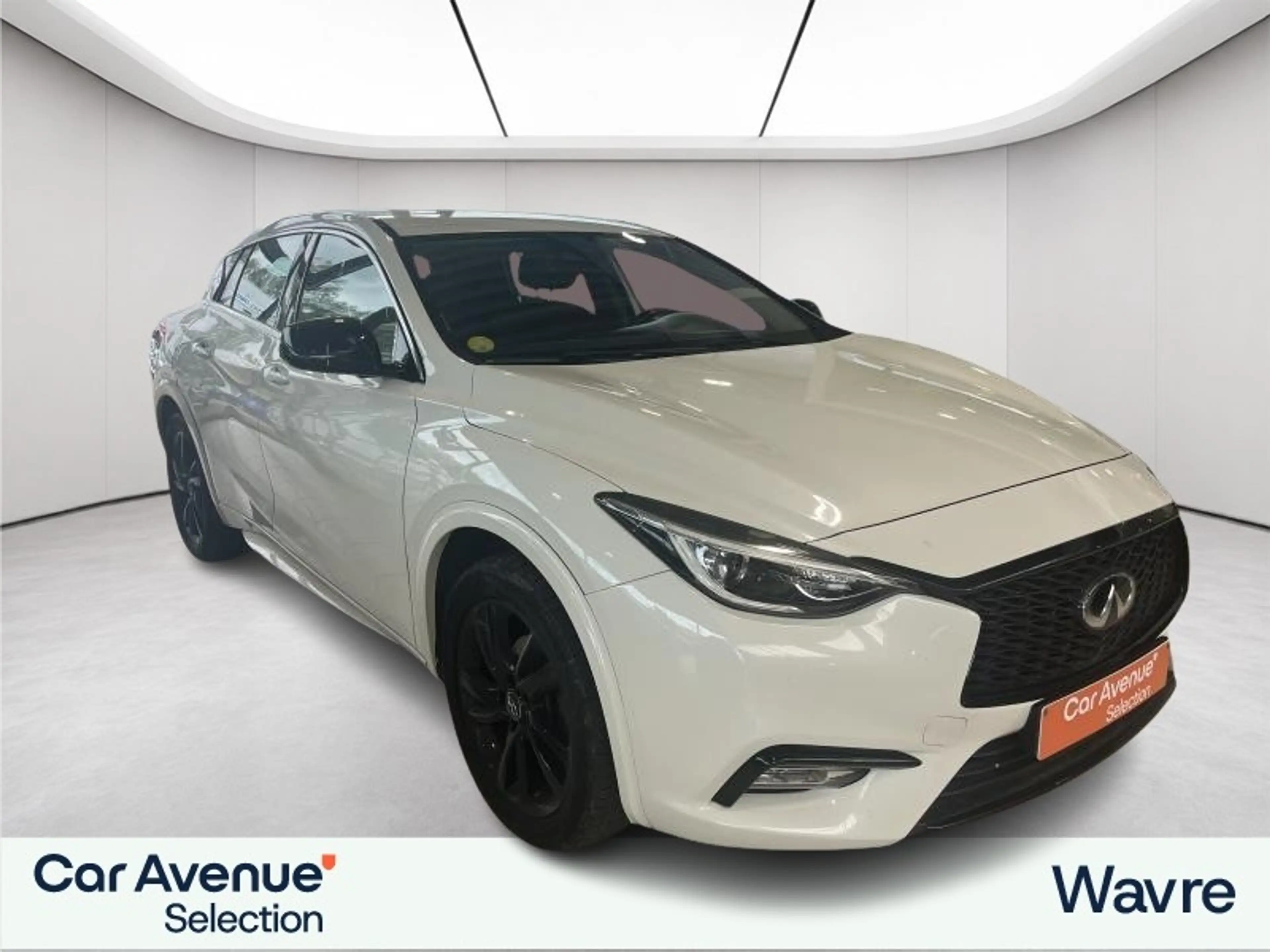 Infiniti Q30 1.5 DCI — photo 3