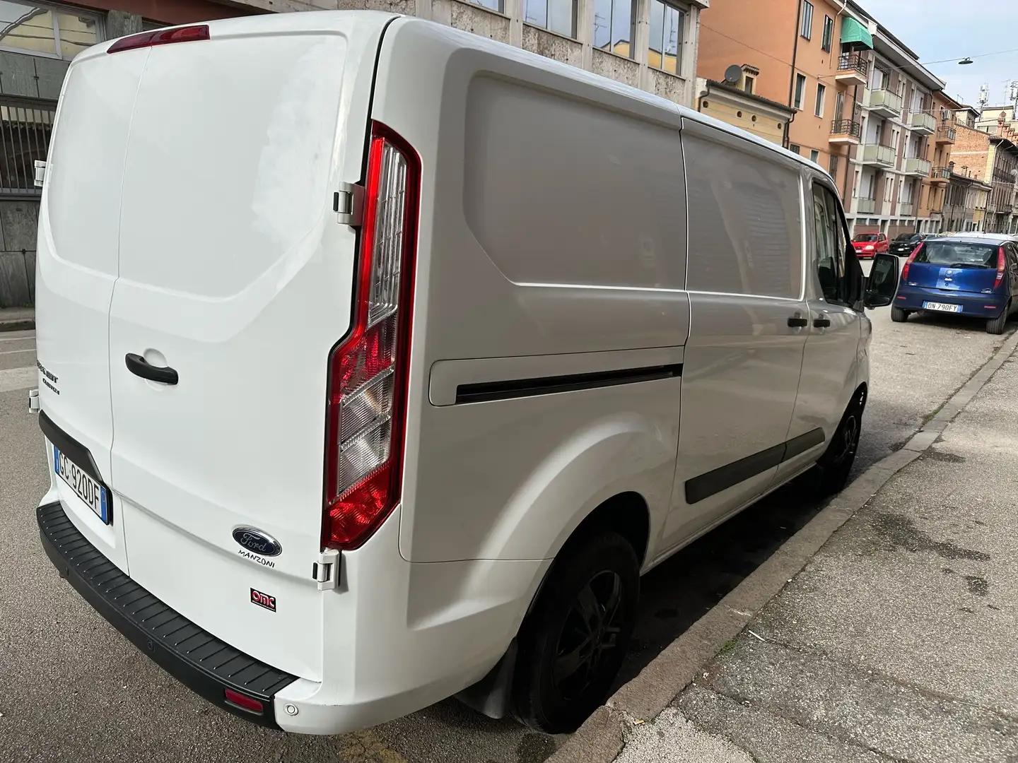 Ford Transit Custom Van Bianco - 2