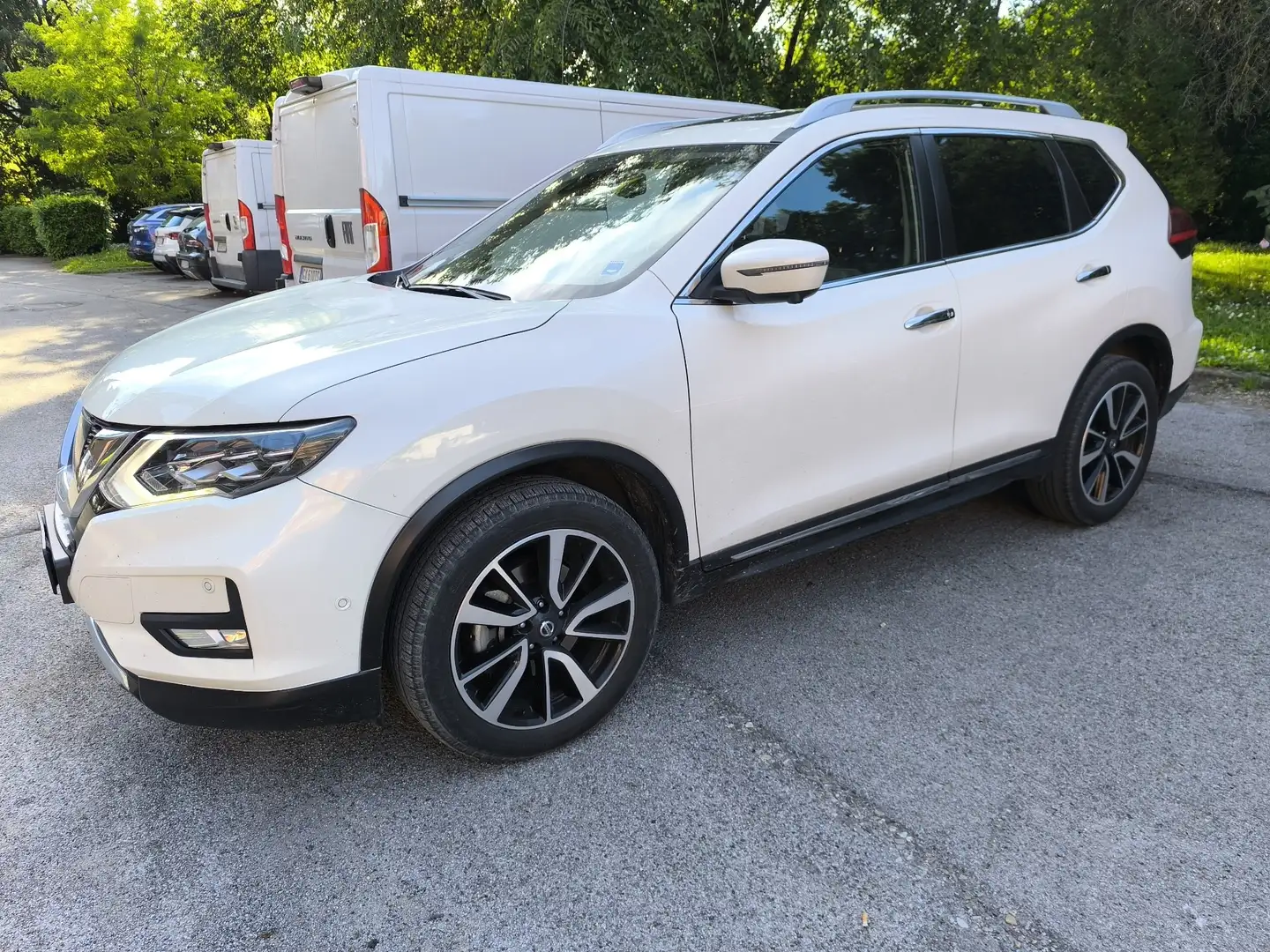 Nissan X-Trail 2.0 dci Tekna 4wd xtronic - 2