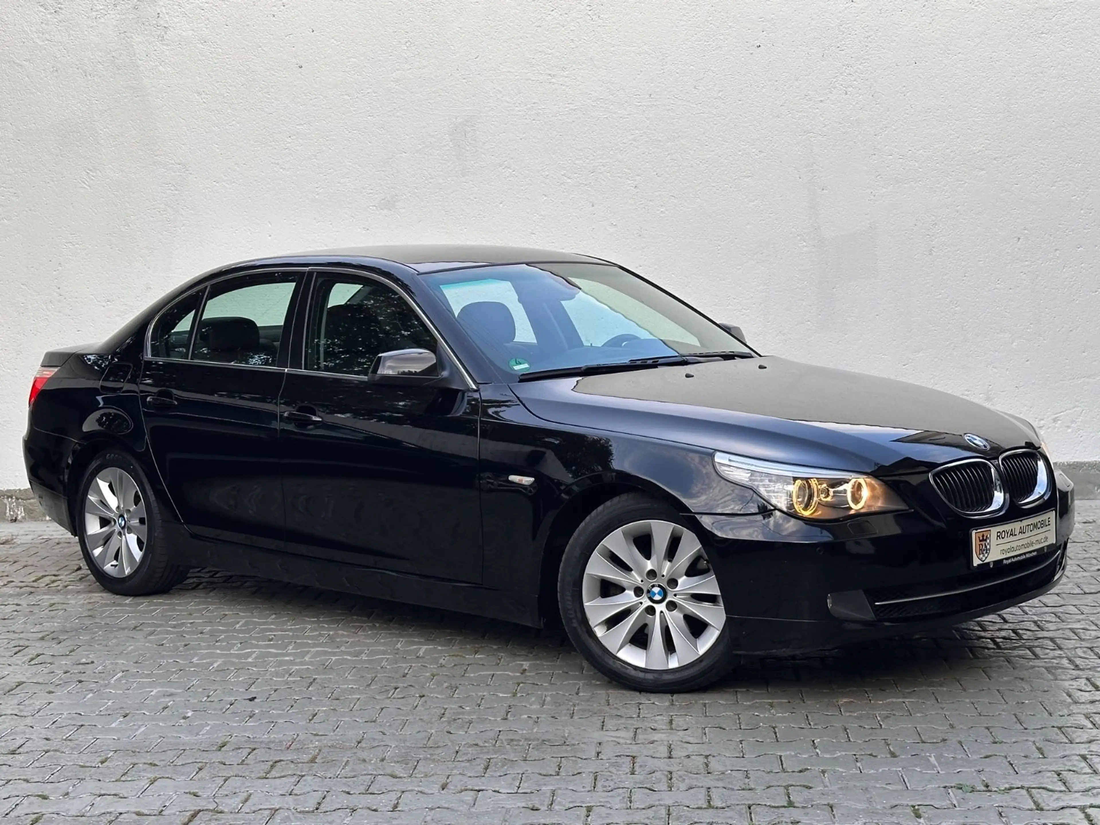 BMW 525 d Limousine Sport-Paket/NAVI/TEILLEDER/XENON — photo 3