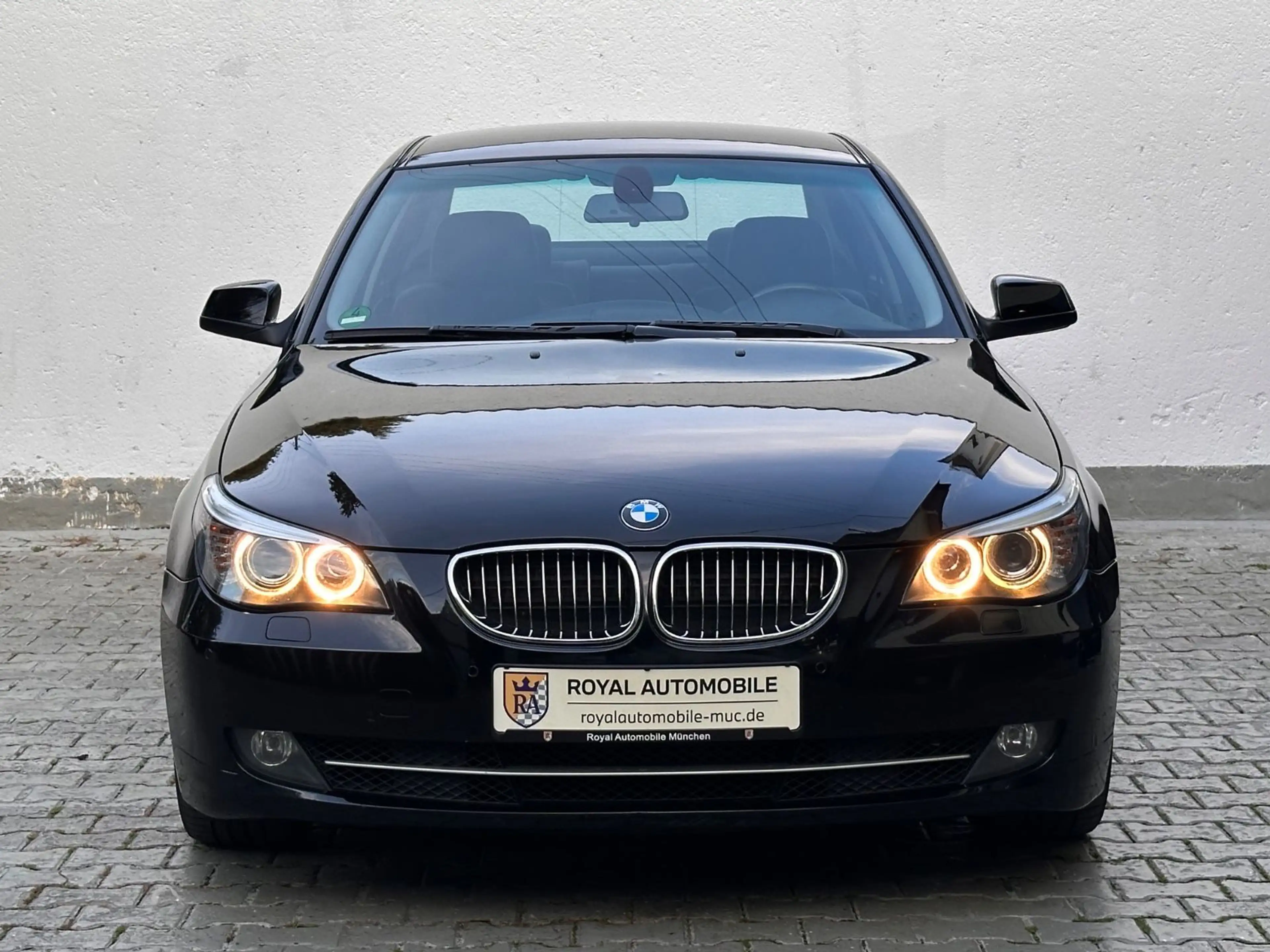 BMW 525 d Limousine Sport-Paket/NAVI/TEILLEDER/XENON — photo 2