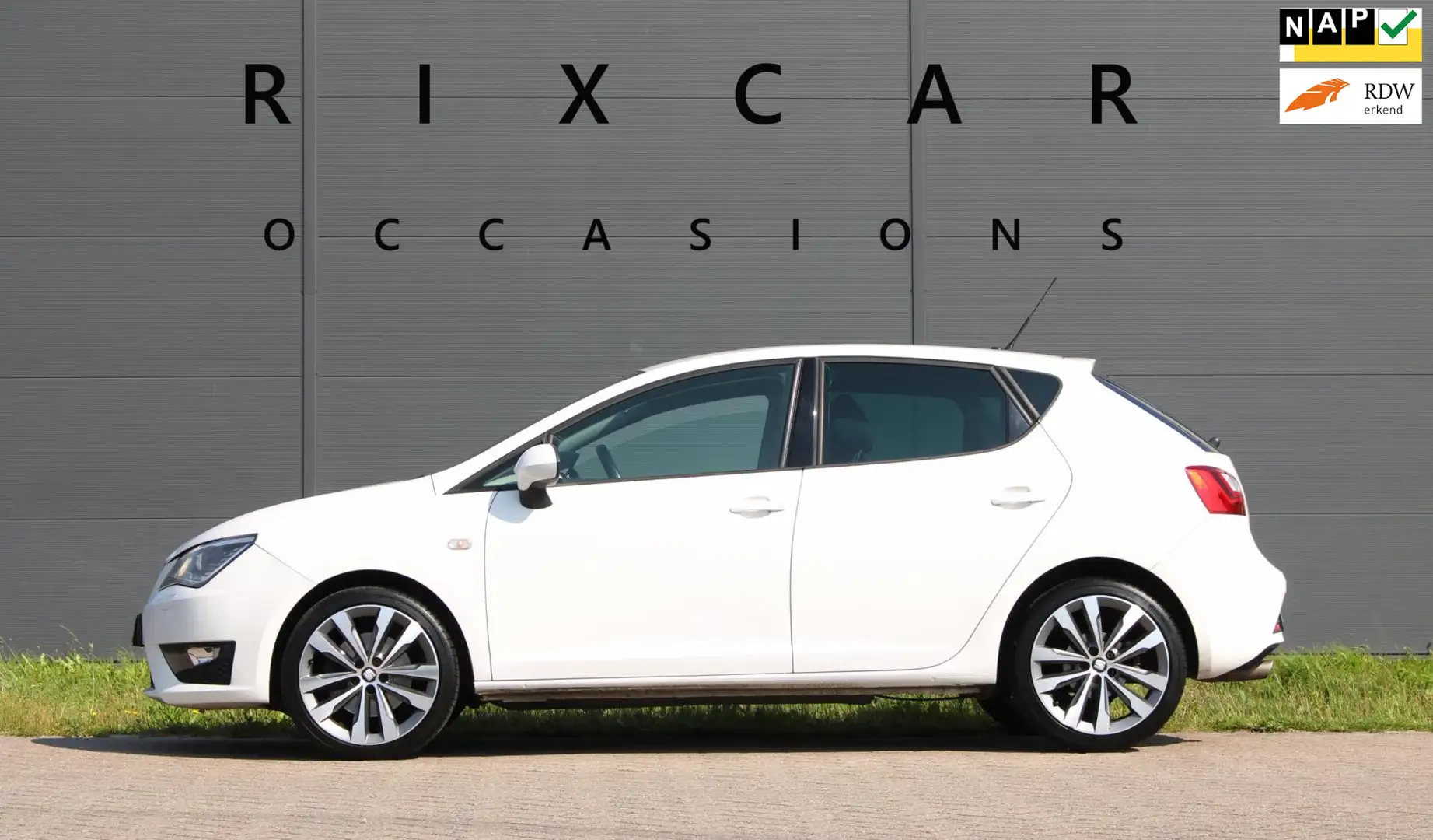 SEAT Ibiza 1.0 EcoTSI FR Connect Automaat LED !!NIEUWBINNEN!! Wit - 1