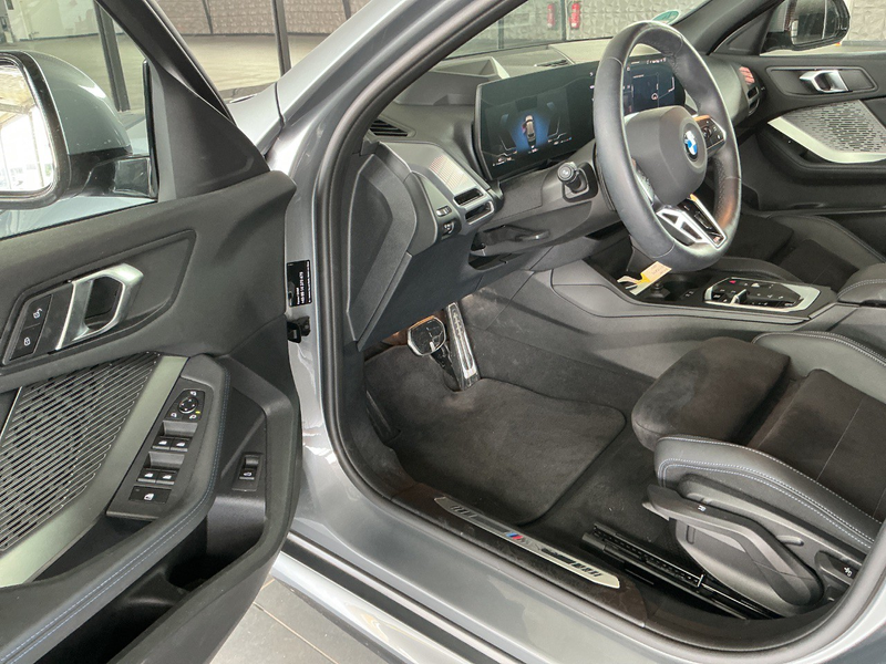BMW 120 M Sport PRO MASSAGE/360°/ACC/HEADUP/KMFRTZGNG — photo 6