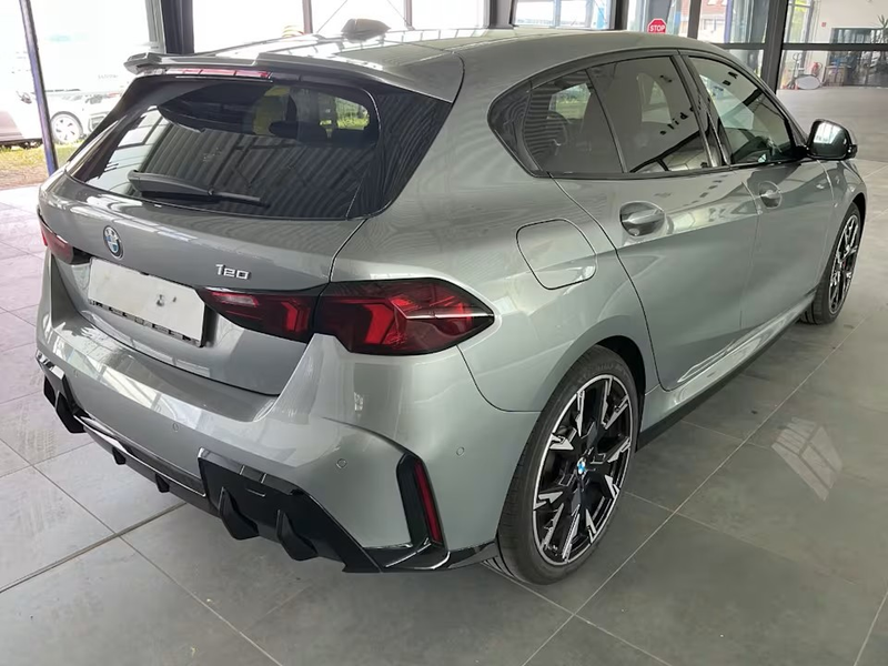 BMW 120 M Sport PRO MASSAGE/360°/ACC/HEADUP/KMFRTZGNG — photo 2