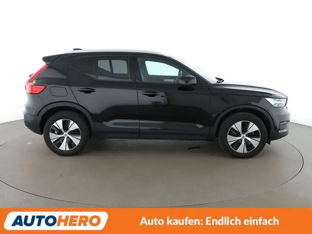 Volvo XC40 view 7
