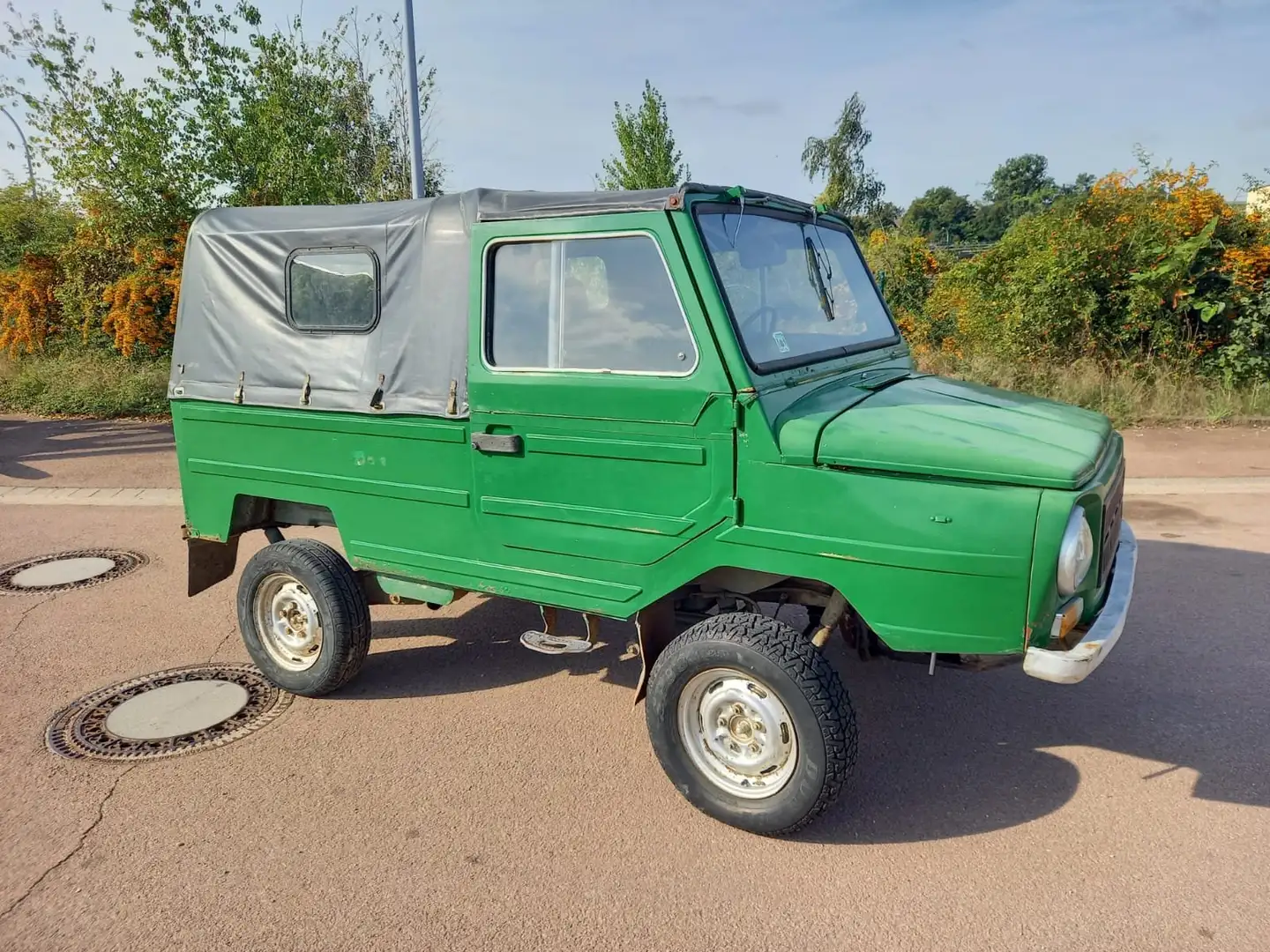 Autres LuAS 969 Gelände Wagen 4X4 Vert - 1