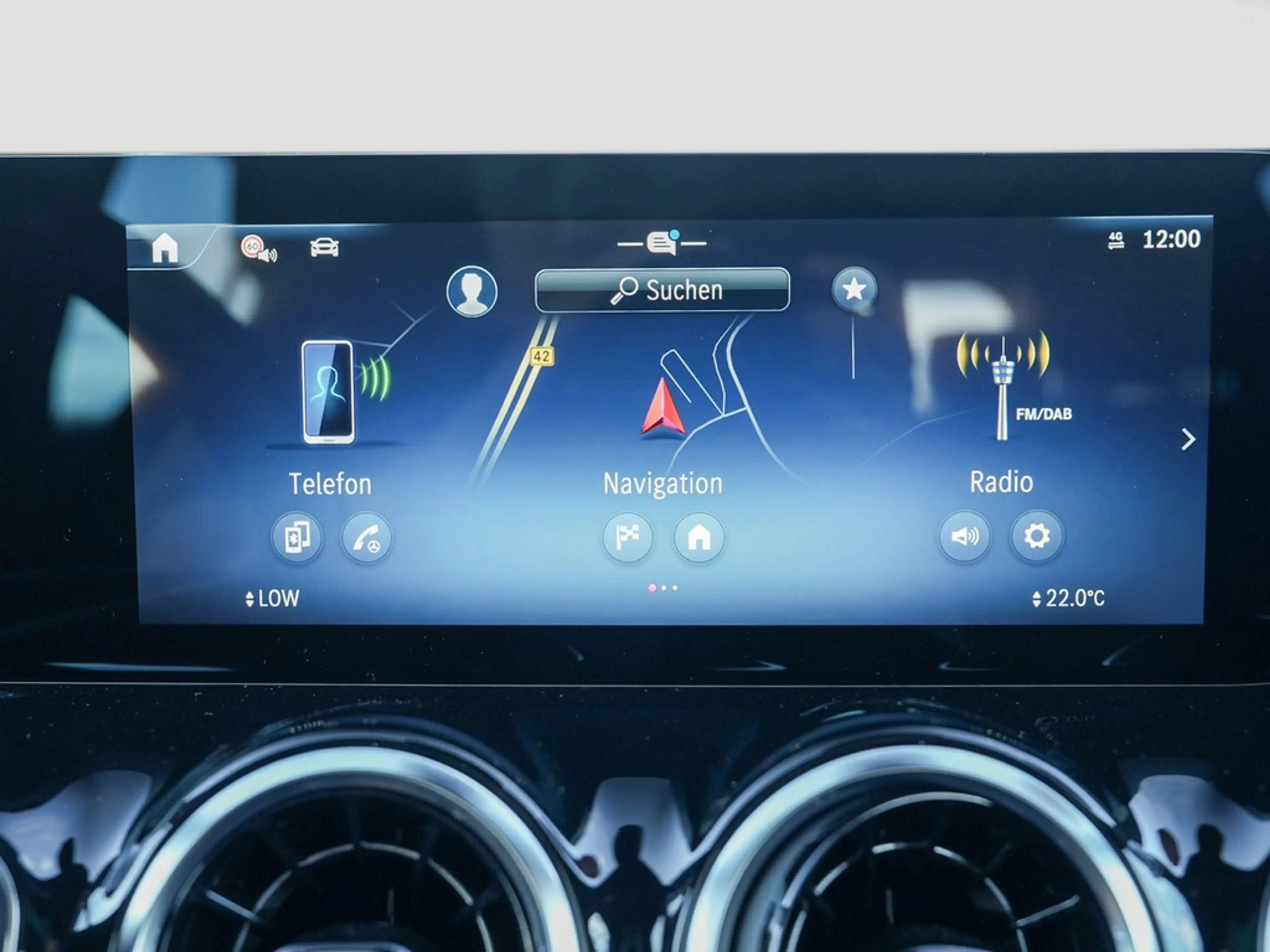 Mercedes-Benz GLA 200 Desingpaket Advanced *LED*AHK*Navi*Kamera*Kessy... — photo 13