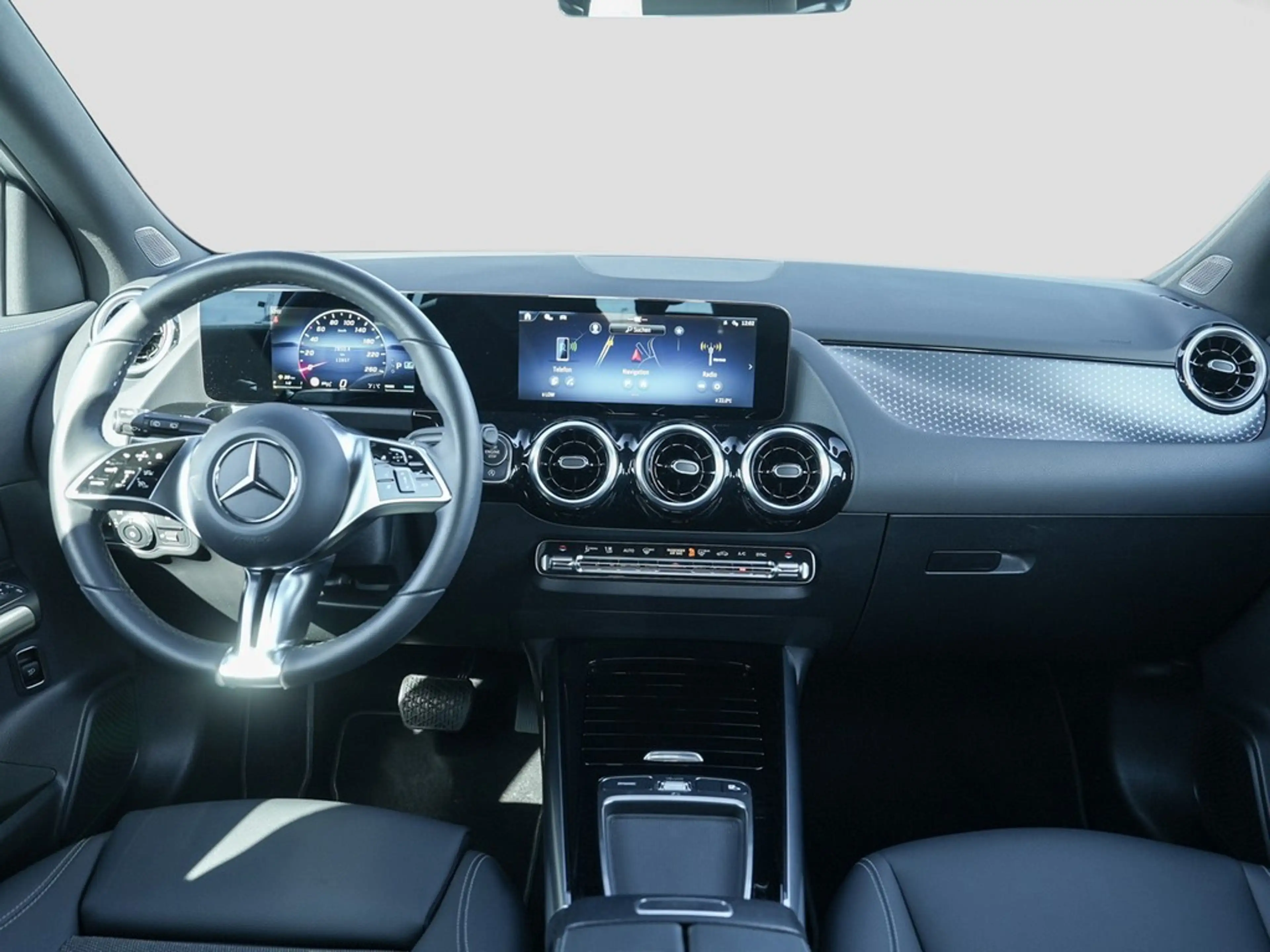 Mercedes-Benz GLA 200 Desingpaket Advanced *LED*AHK*Navi*Kamera*Kessy... — photo 12