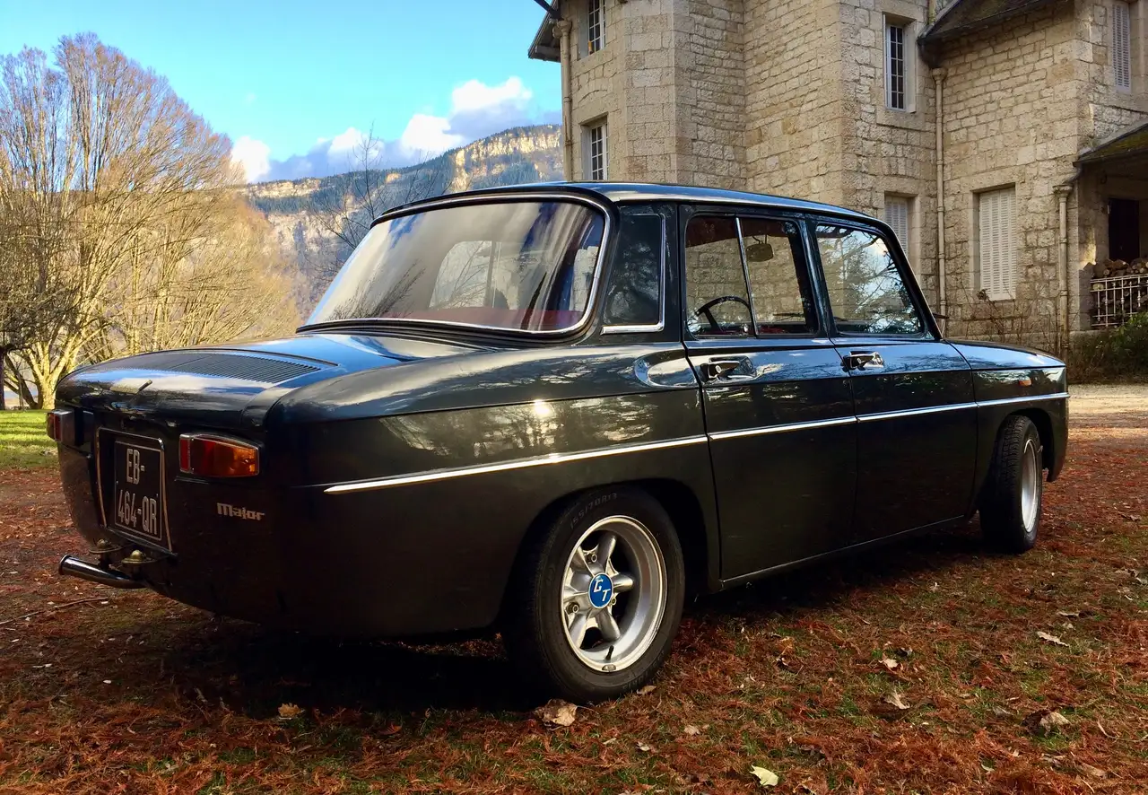 Renault R8, foto 2