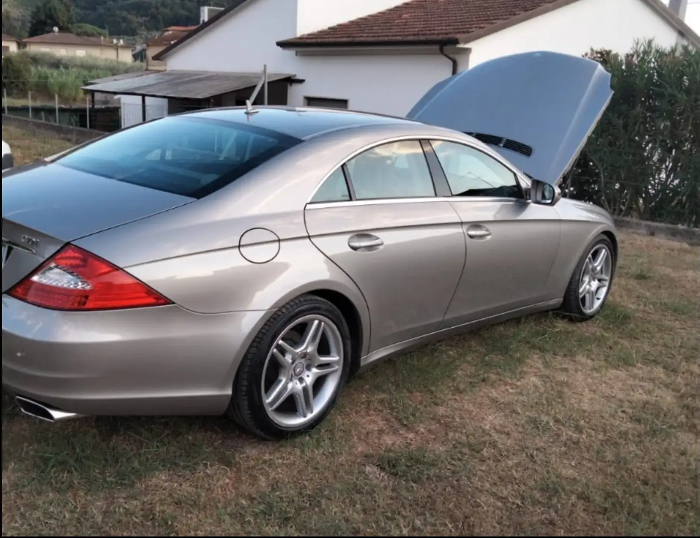 Mercedes-Benz CLS 320 cdi V6 - 1