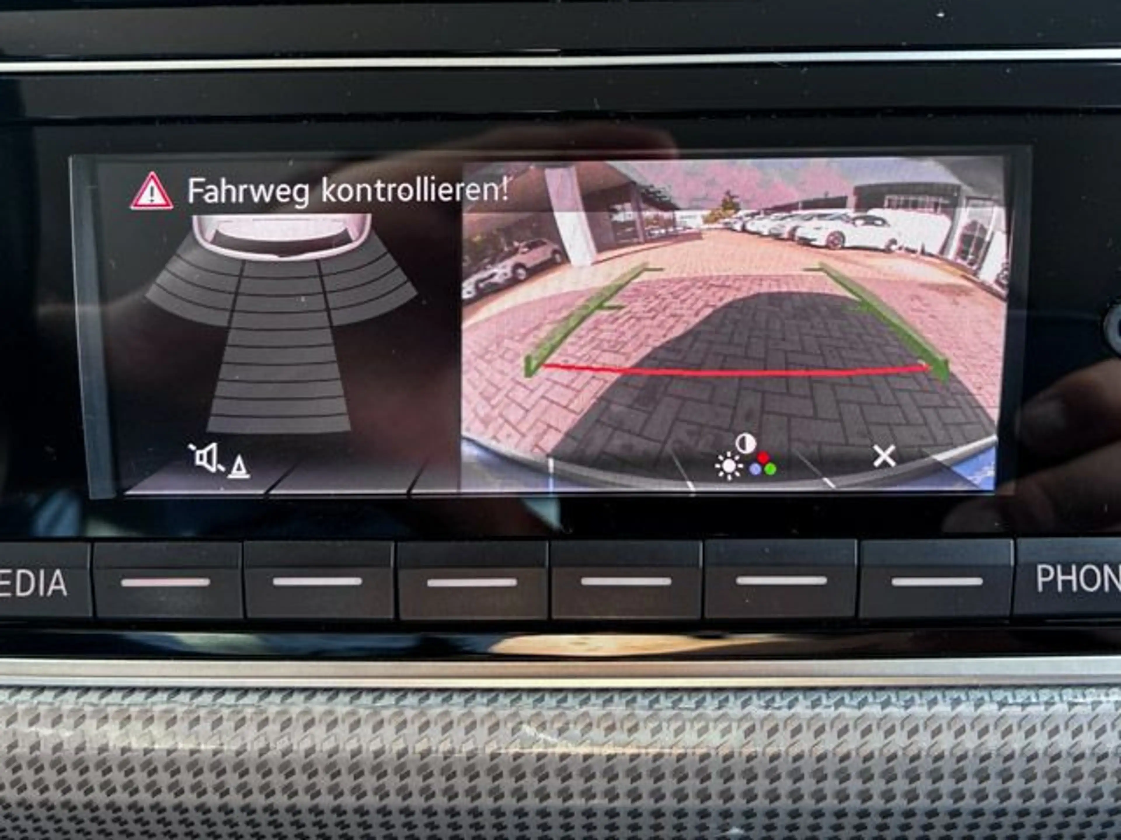 Volkswagen e-up! move up! PDC hinten SHZ — photo 15
