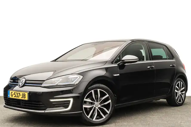 Volkswagen e-Golf 36 kWh SOH 88% | LED | Leder | Adap. Cruise | PDC