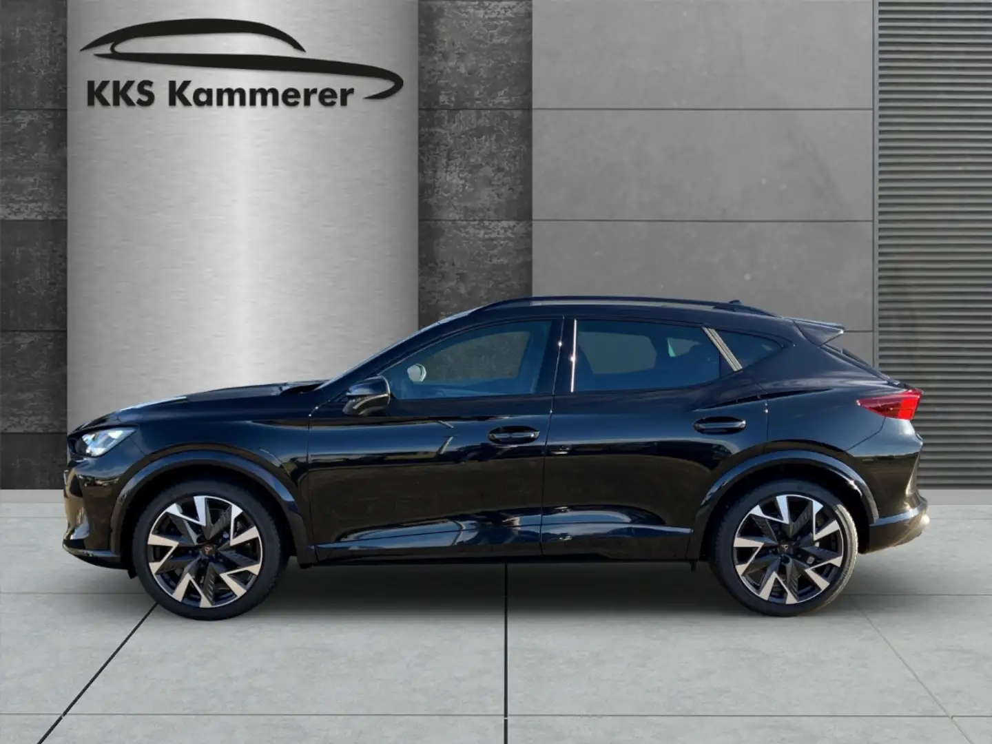 CUPRA Formentor VZ 2.0 TSI 4X4 DSG AHK Matrix Pano Sennheiser Schwarz - 2