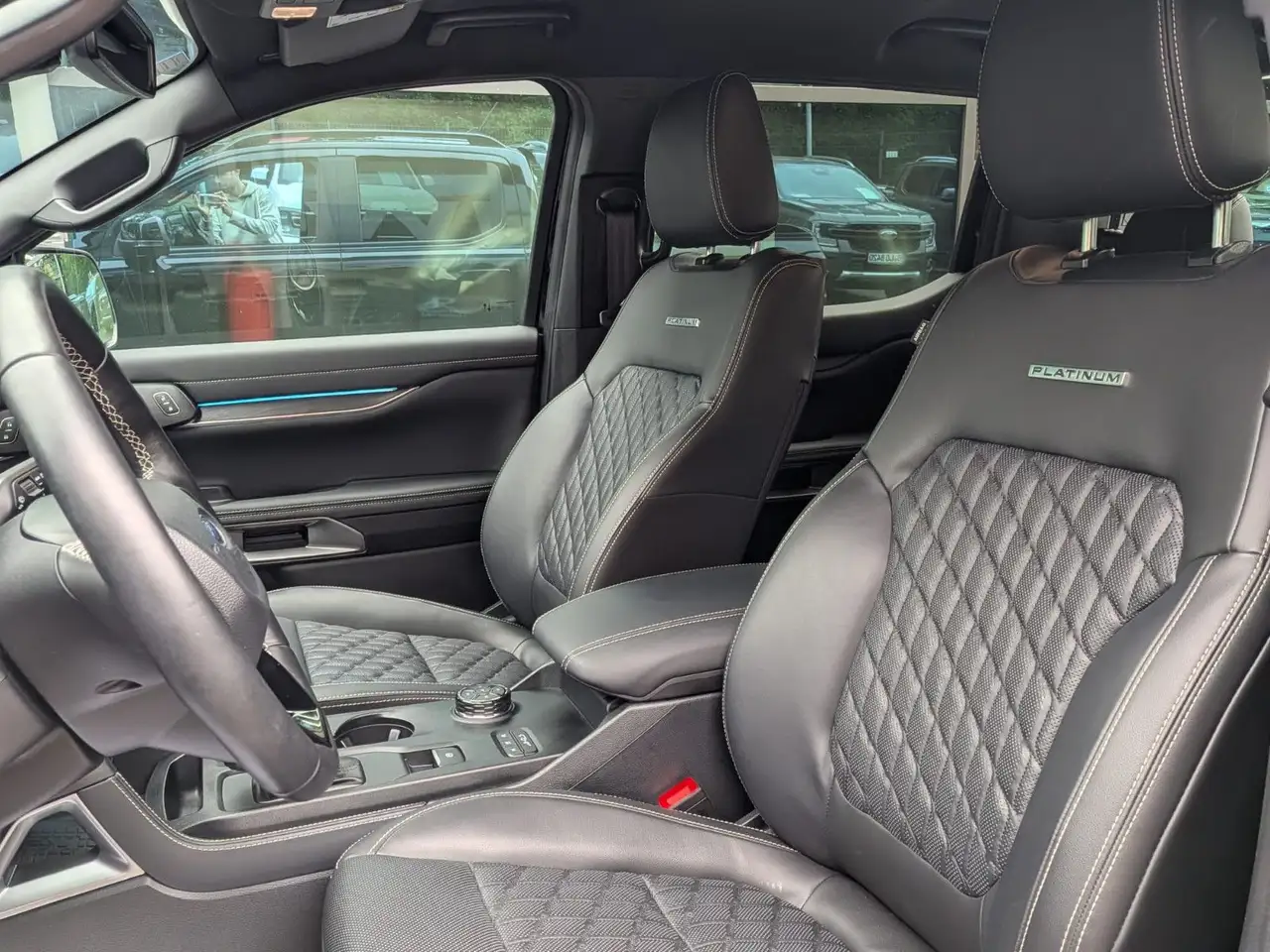 Ford Ranger Platinum 3,0d T93 V6 eRollo Stdhz UMBAU 16