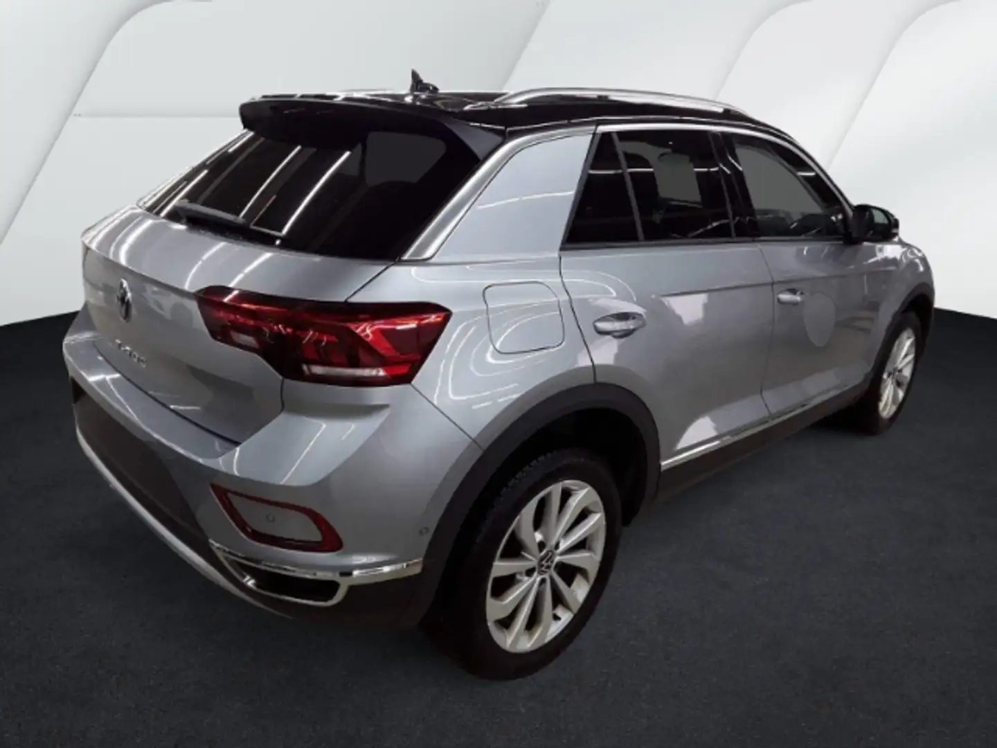 Volkswagen T-Roc 1.5 TSI DSG Style AHK Massage ACC Navi AppConnect Silber - 2