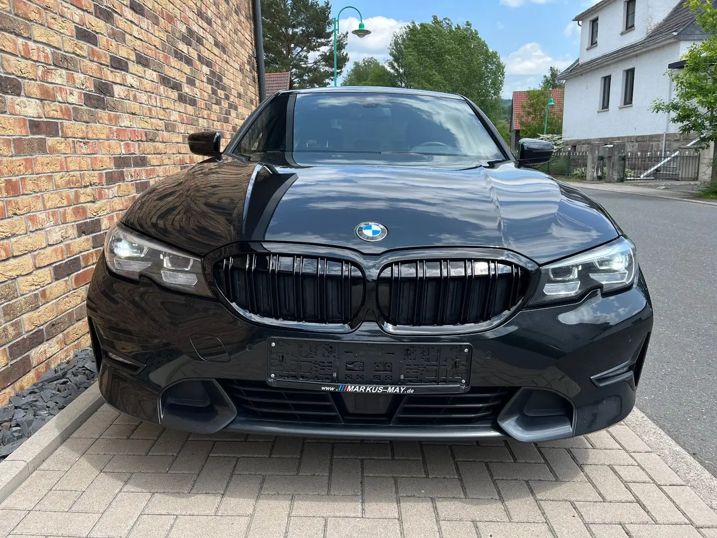 BMW 318 d Sport Line LED NAVI HiFi CockpProf Nero - 2