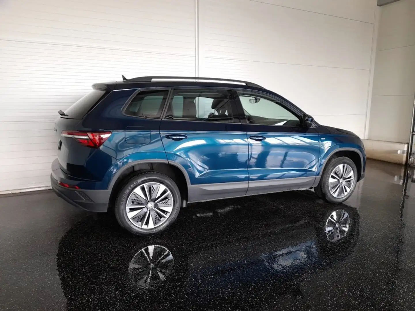 Skoda Karoq TOUR 2,0 TDI *VOLL-LED MIT DYN BLINKER / VIRTUELL / NAVI / AHV & KAMERA / TEMPOMAT / KEYLESS* Blau - 2