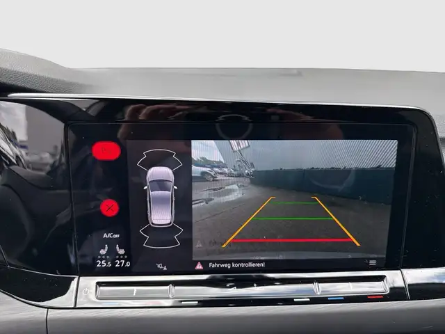 Volkswagen Golf view 14