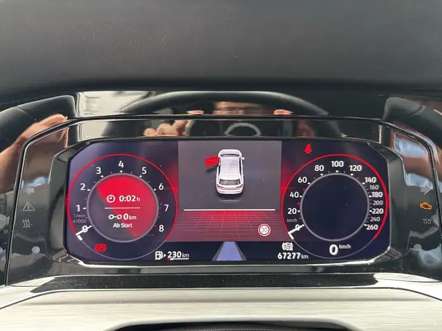 Volkswagen Golf view 12
