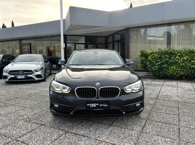 BMW 116 Serie 1 116d Advantage 5p