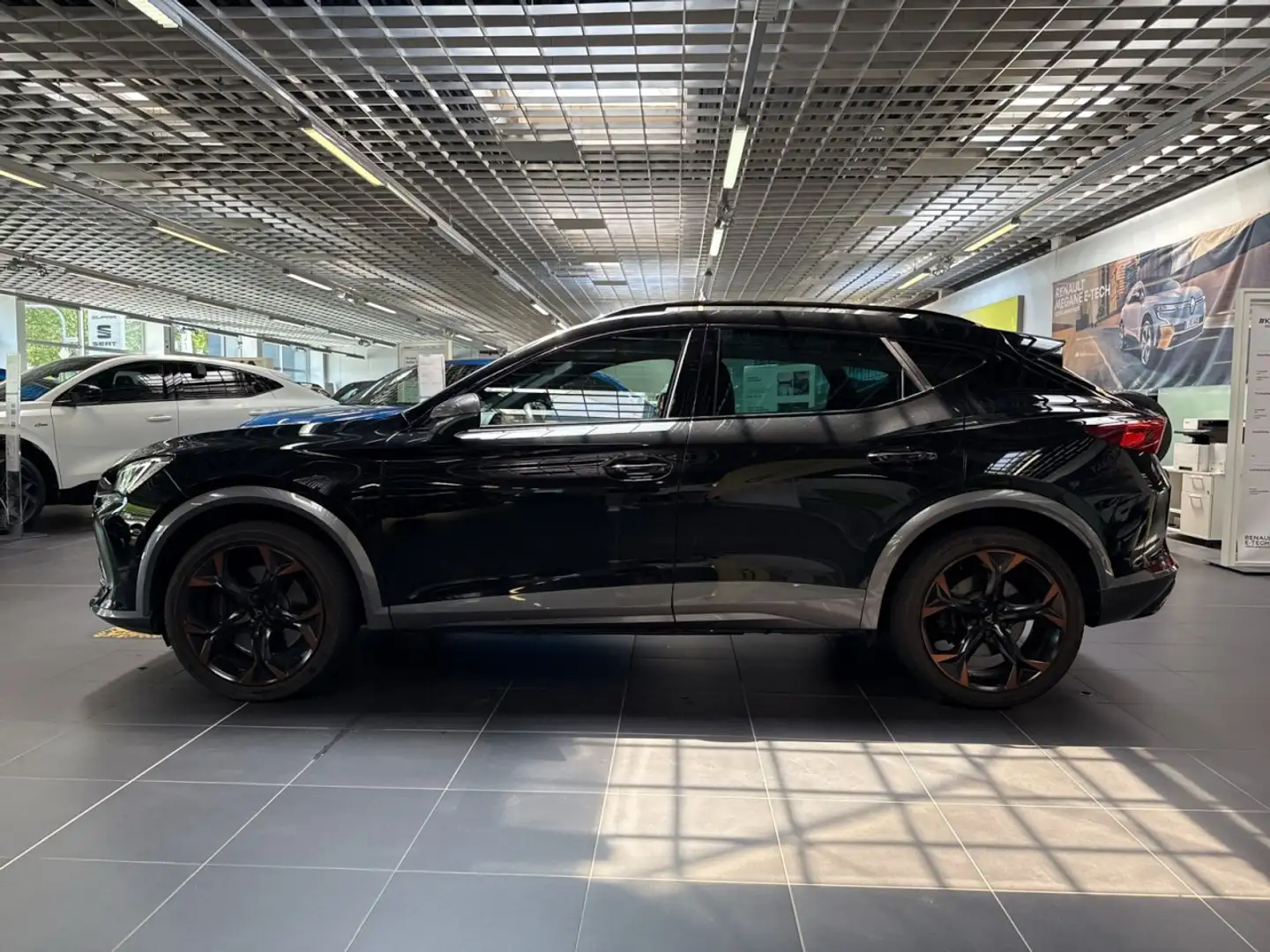 CUPRA Formentor VZ Klima Navi Rückfahrkamera Sitzheizung Schwarz - 2