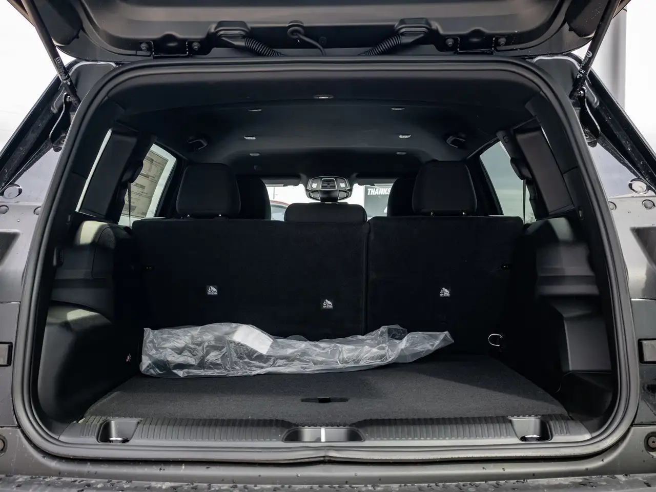 Jeep Cherokee снимка Jeep Cherokee