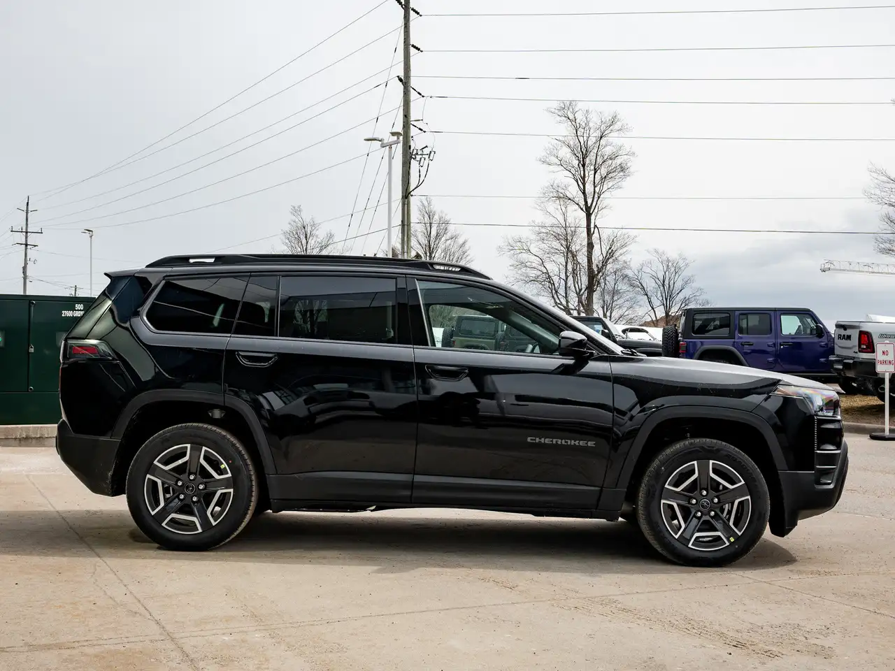 Jeep Cherokee снимка Jeep Cherokee