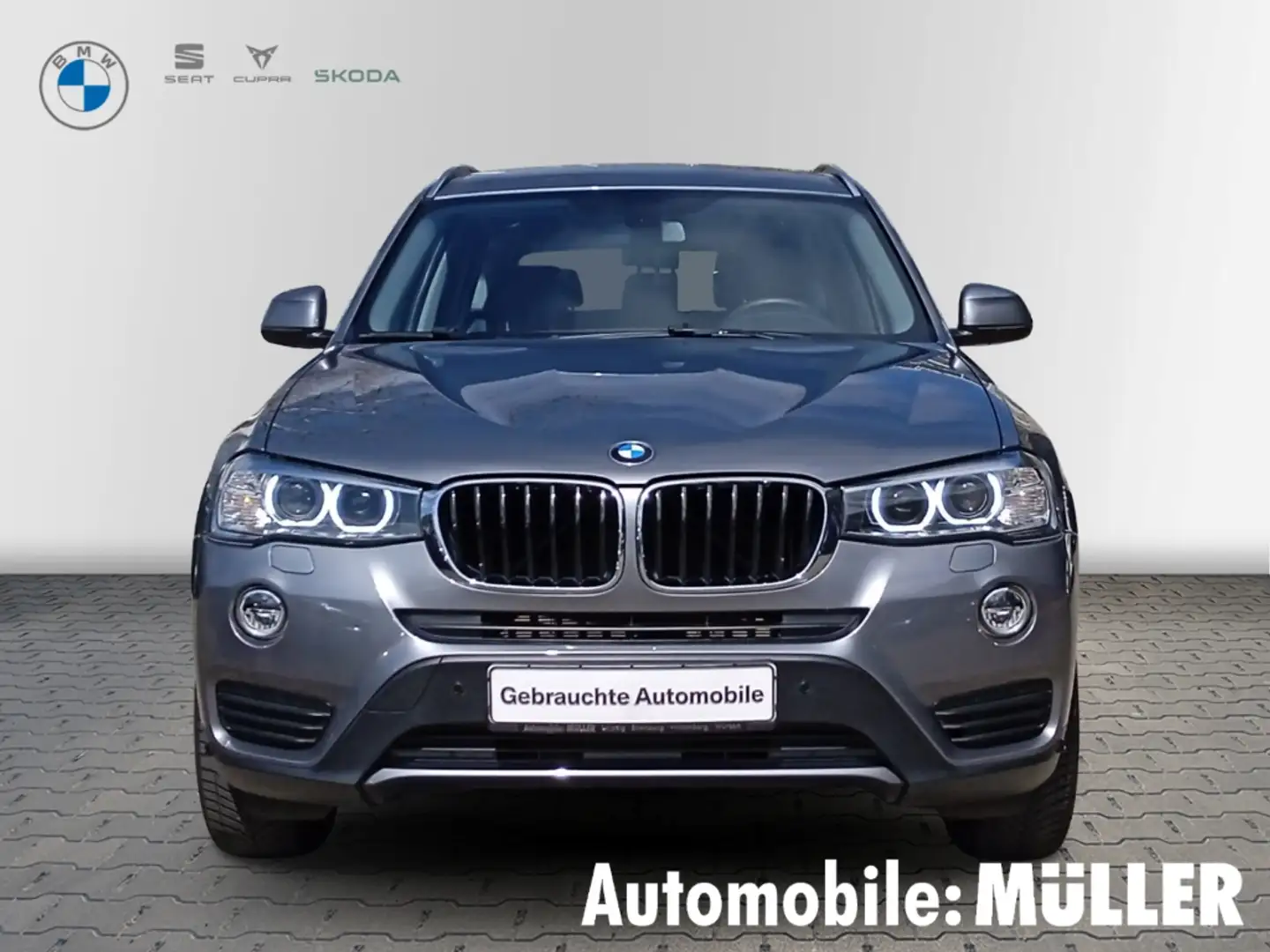 BMW X3 xDrive 20i Aut. SPORTSITZ+XENON+PDC+SITZHZG Grau - 2