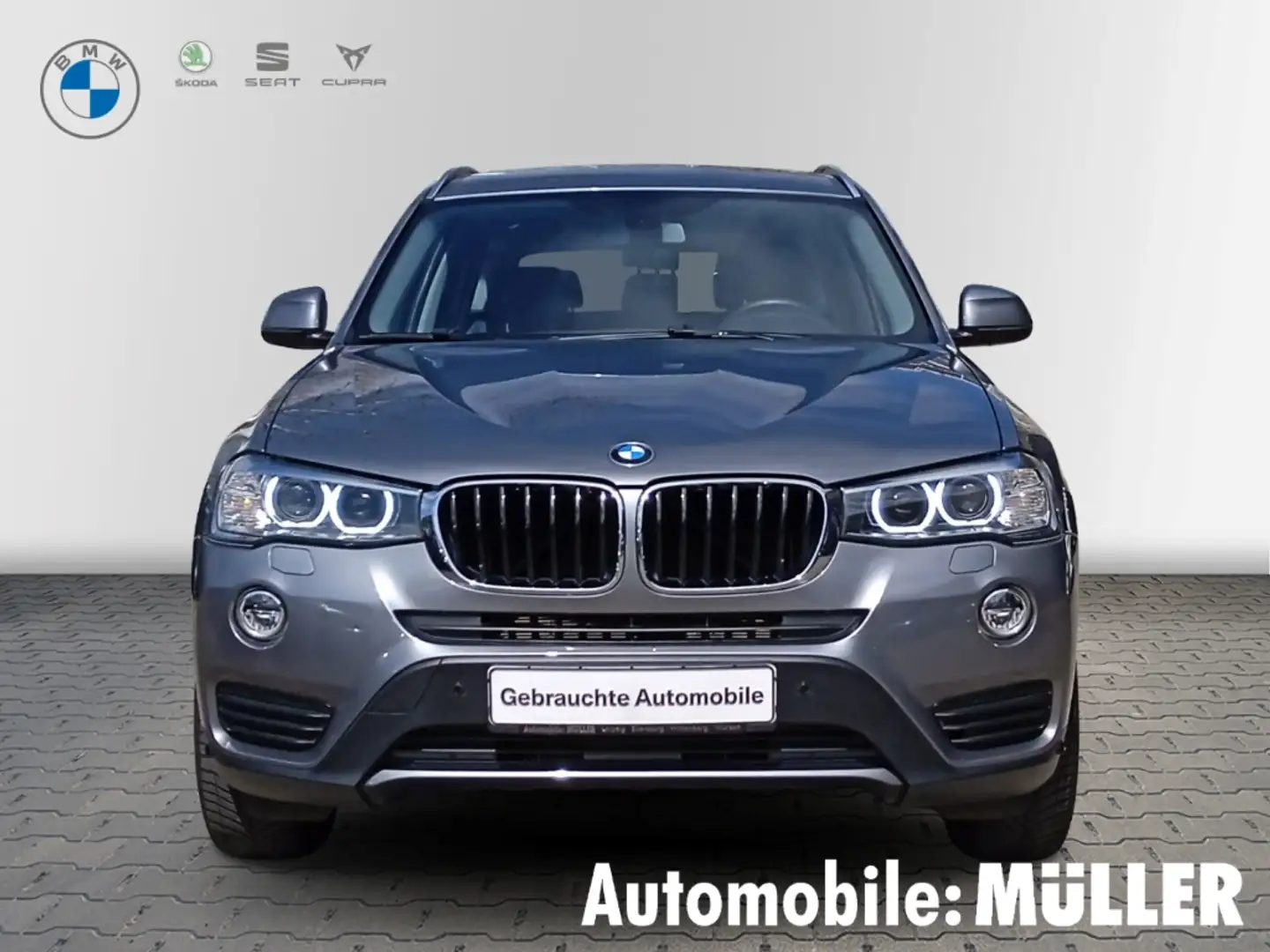 BMW X3 xDrive 20i Aut. SPORTSITZ+XENON+PDC+SITZHZG Grau - 2