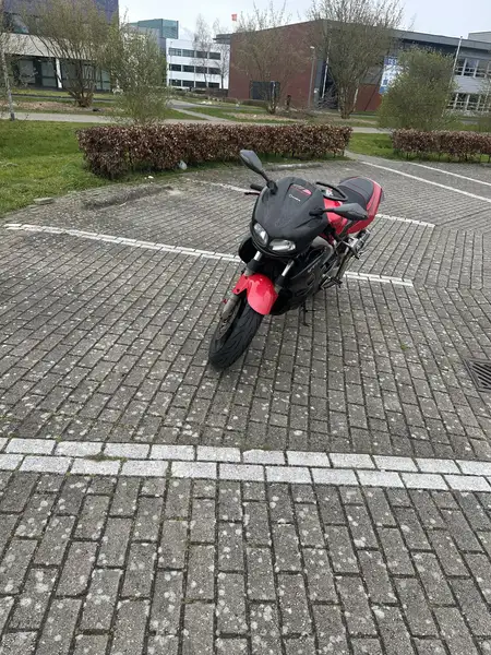 Honda VTR 1000 - foto 4