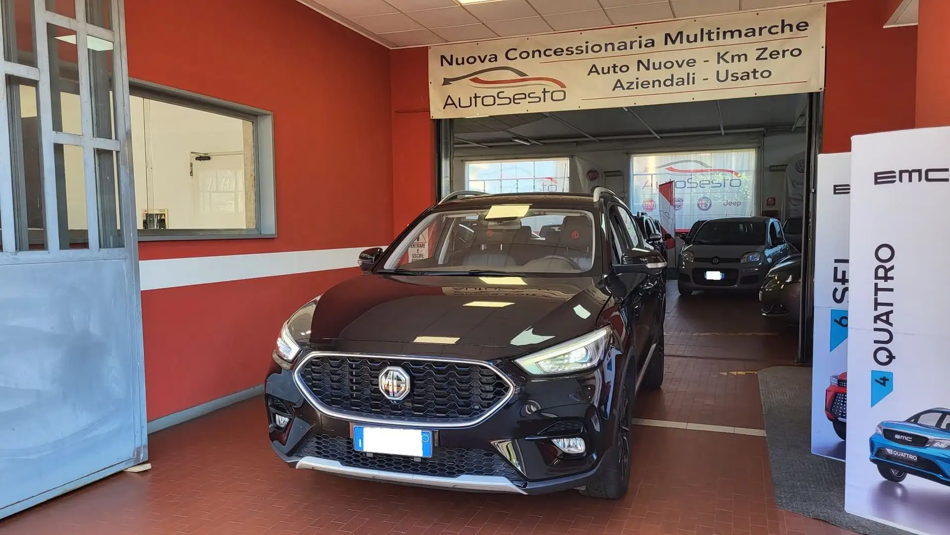 MG ZS ZS 1.5 VTi-tech Luxury Noir - 1