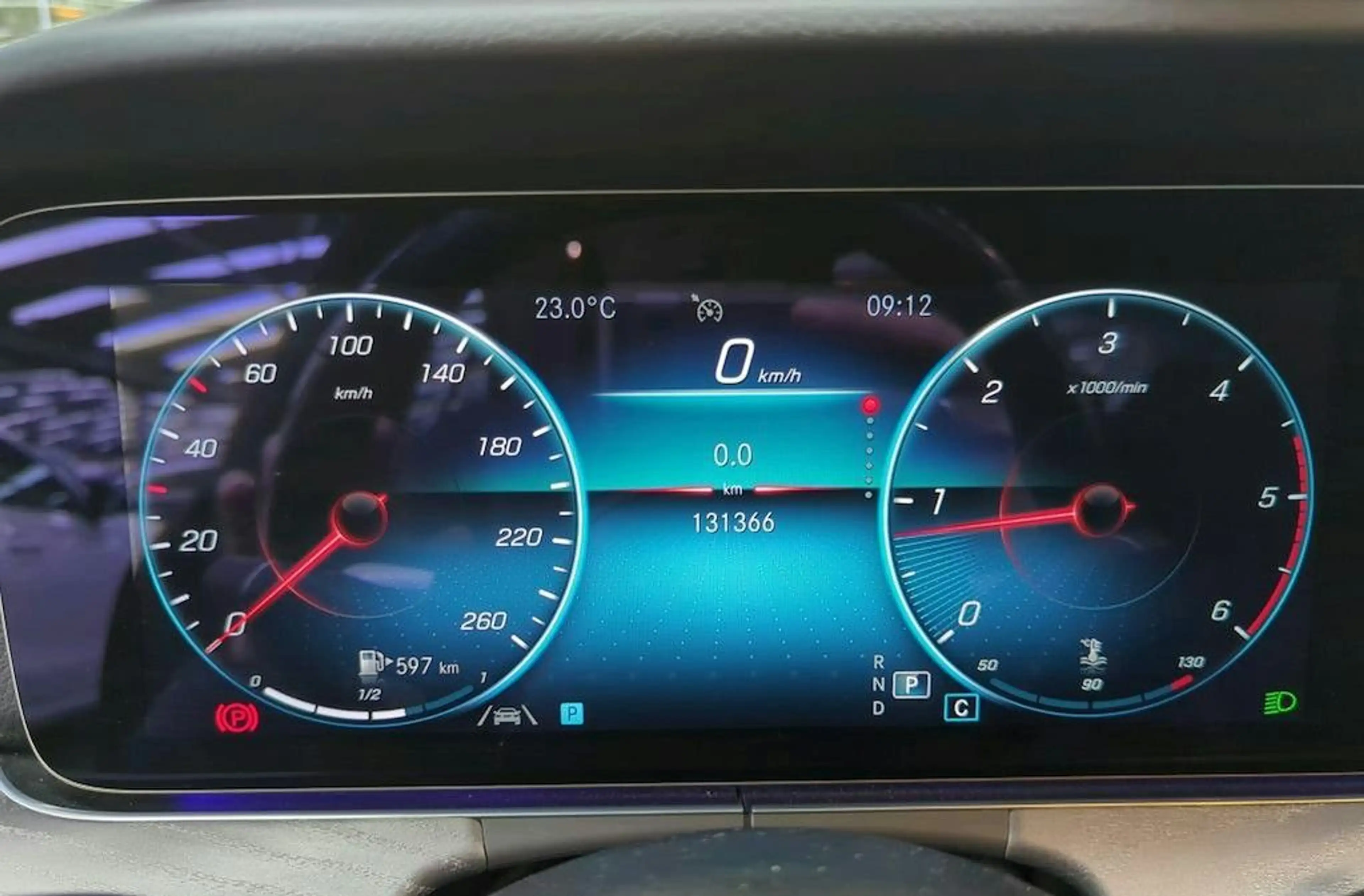 Mercedes-Benz CLS 220 d Avantgarde Schiebedach  360°  Burmester — photo 8