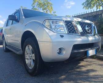 Nissan Pathfinder 2.5 dCi Automatico | SOLO 182.00