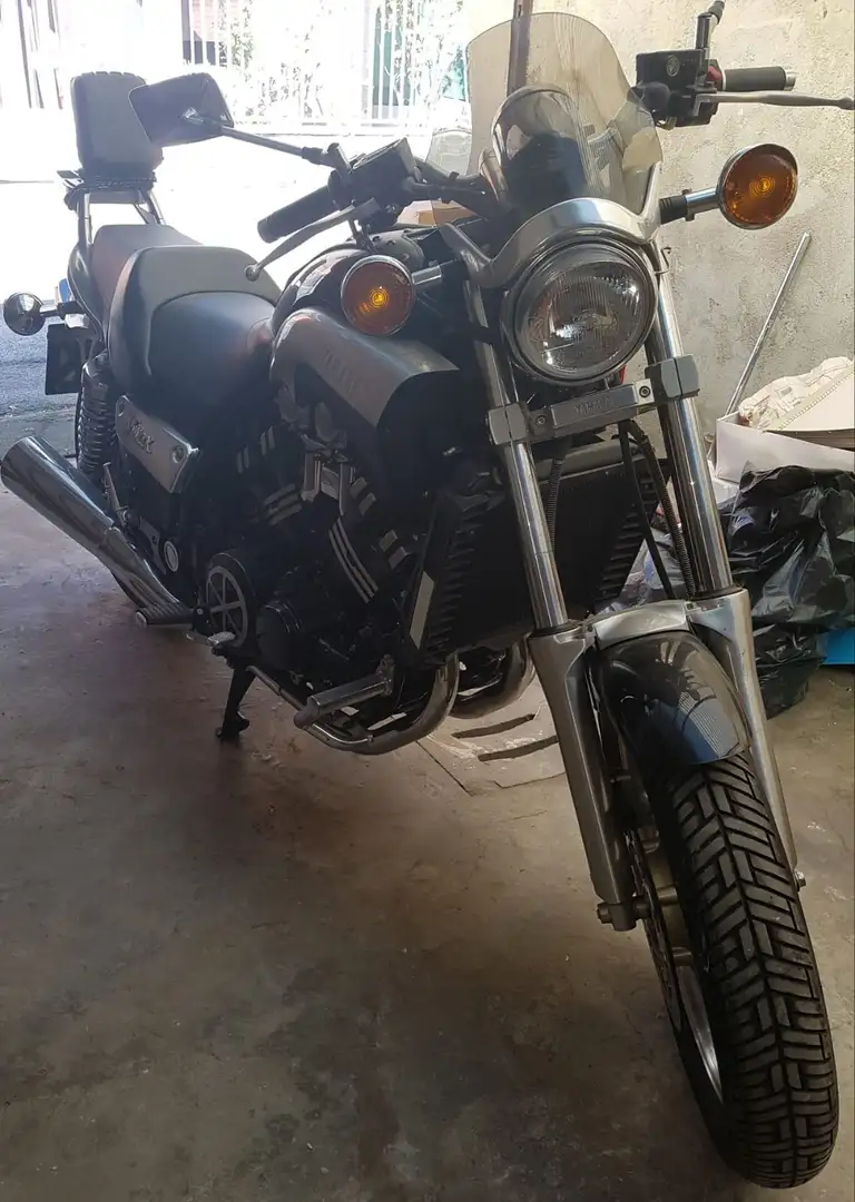 Yamaha Vmax Nero - 2