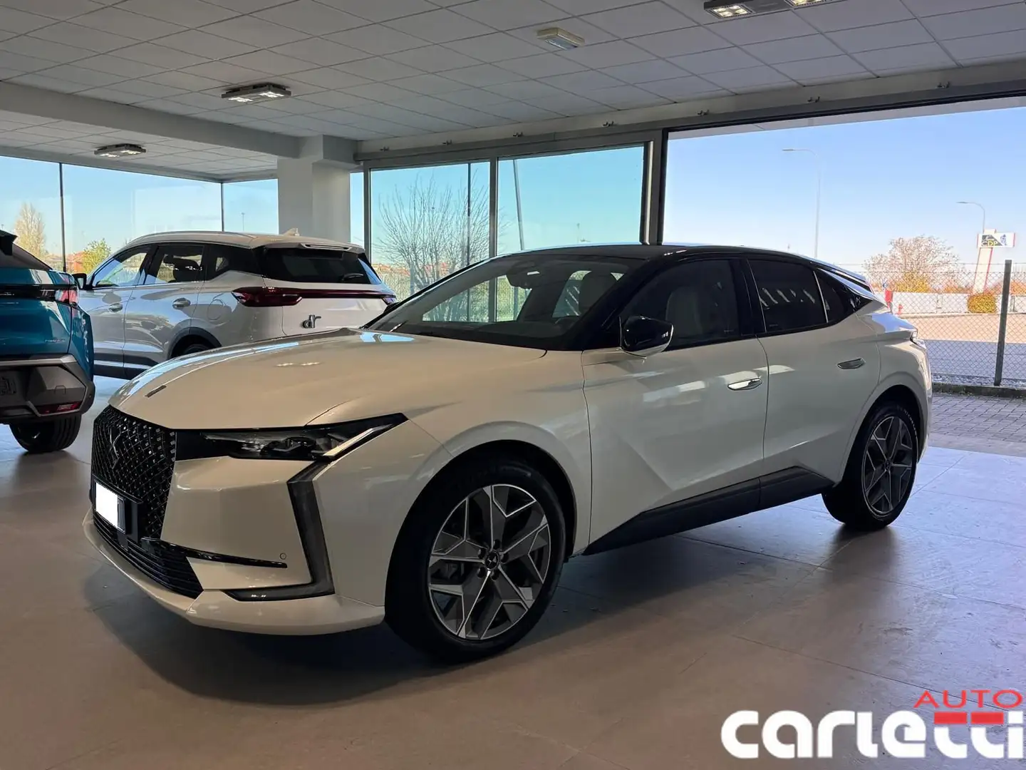 DS Automobiles N°4 DS 4 BlueHDi 130 aut. Esprit de Voyage Weiß - 1