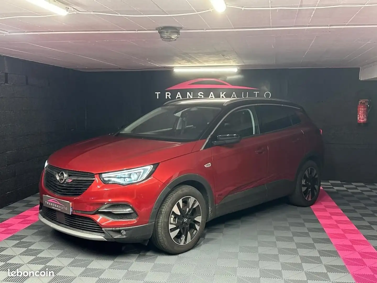 Opel Grandland X Hybrid 225 ch BVA8 Ultimate Rouge - 1