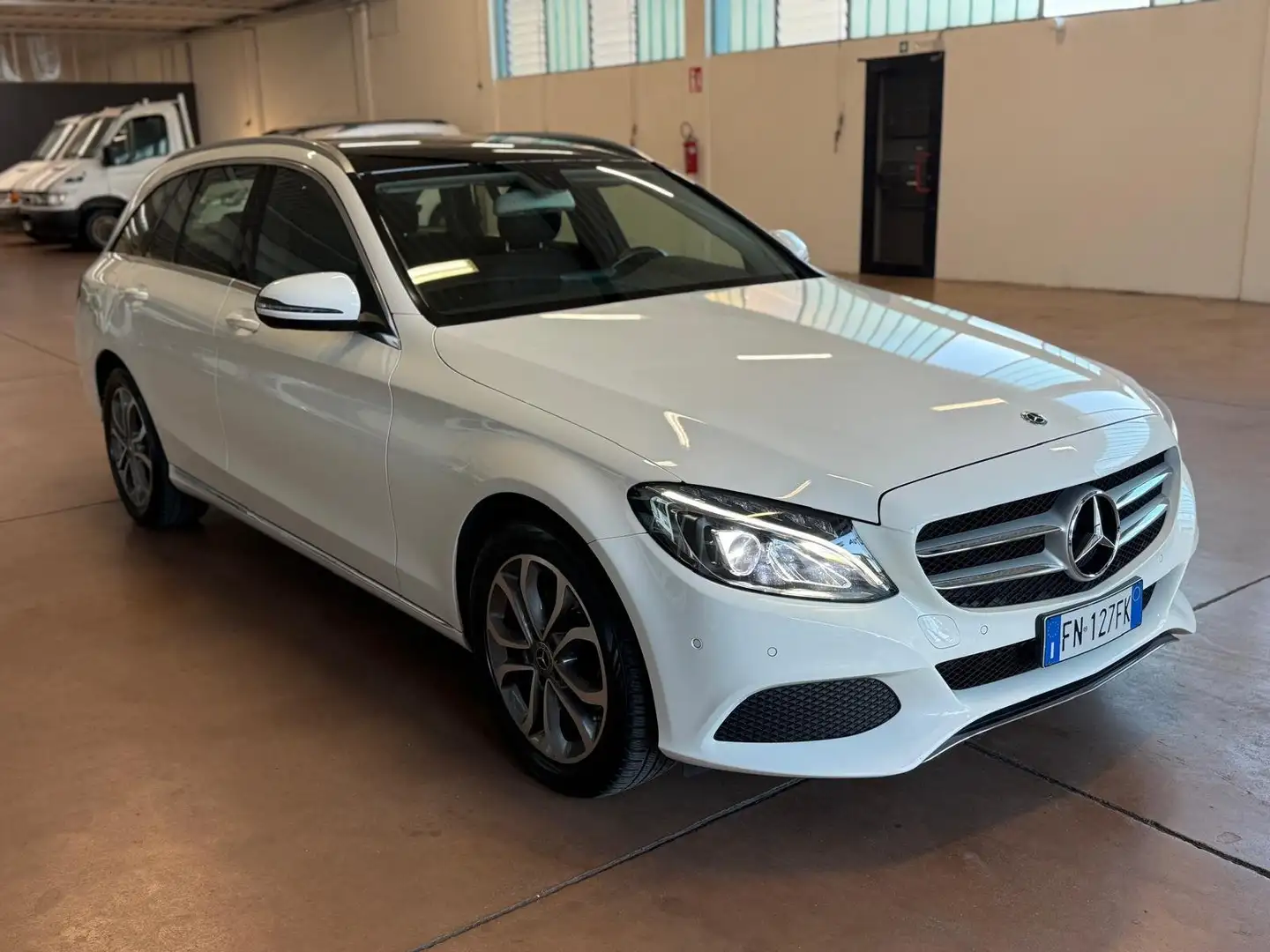 Mercedes-Benz C 180 C SW 180 d Sport Plus auto Bianco - 2