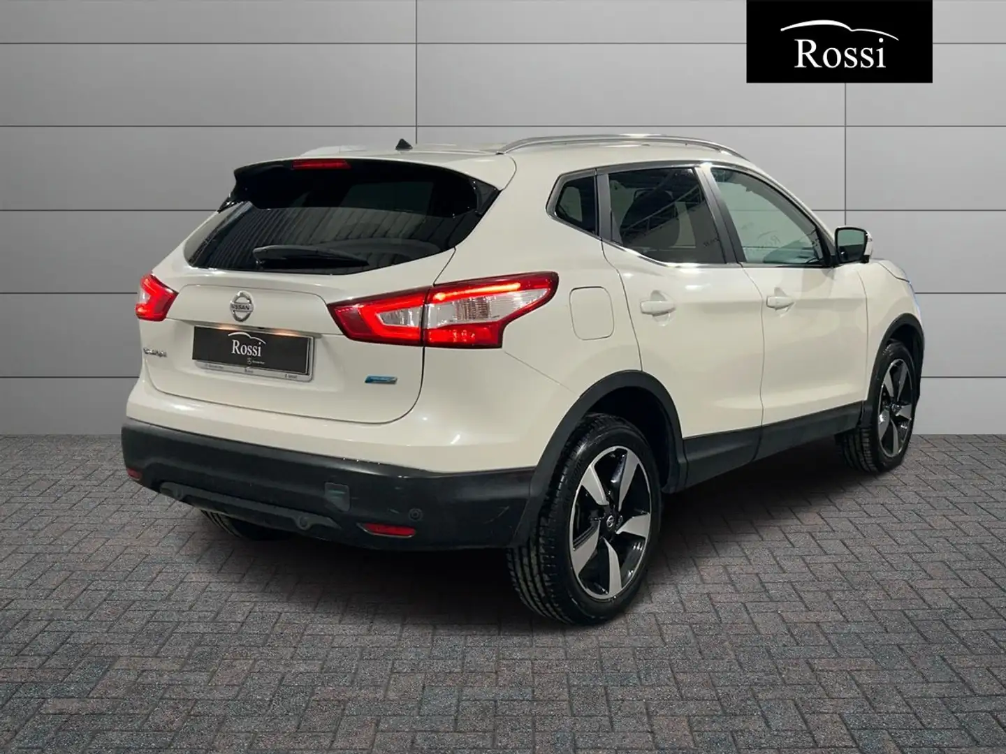 Nissan Qashqai 1.5 dci Tekna 110cv E6 Wit - 2