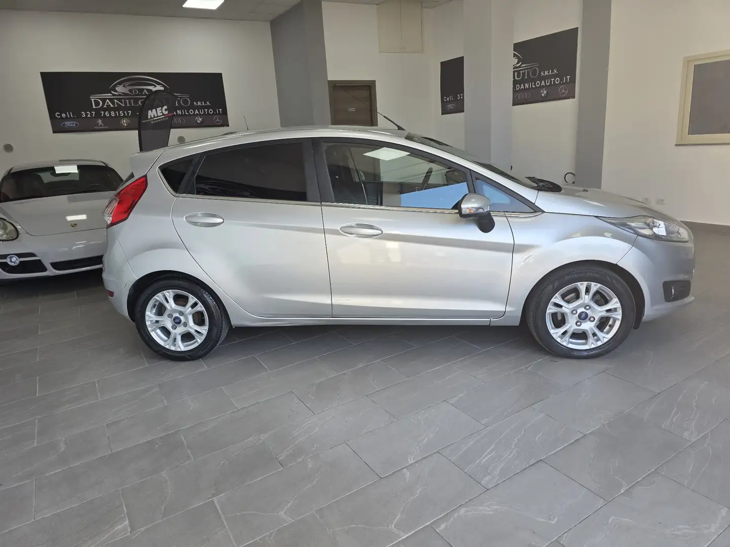 Ford Fiesta 3p 1.5 tdci Titanium 75cv E6 - 2