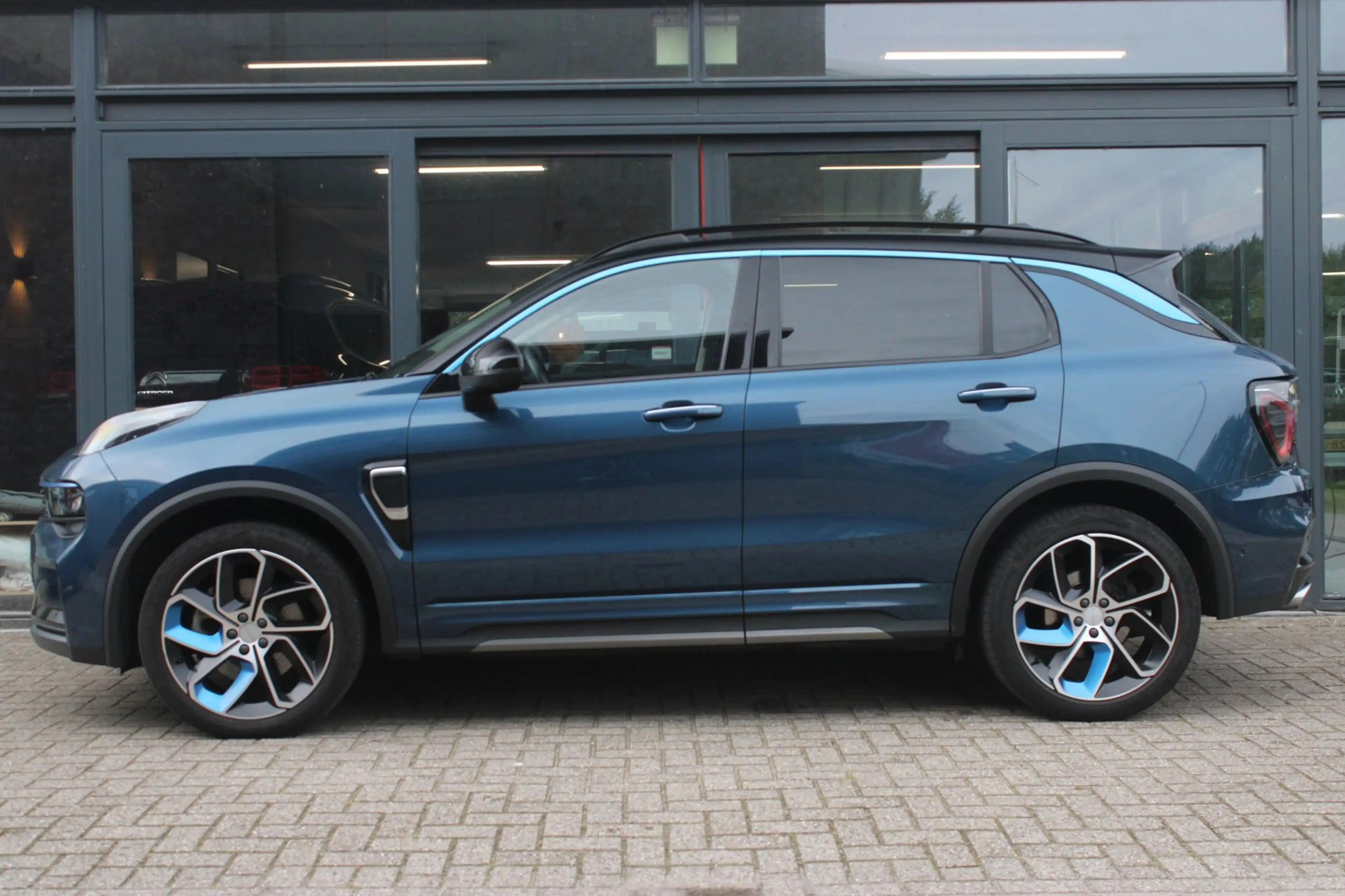 Lynk & Co 01 1.5 | SOH 98% | Keyless | Carplay — photo 5