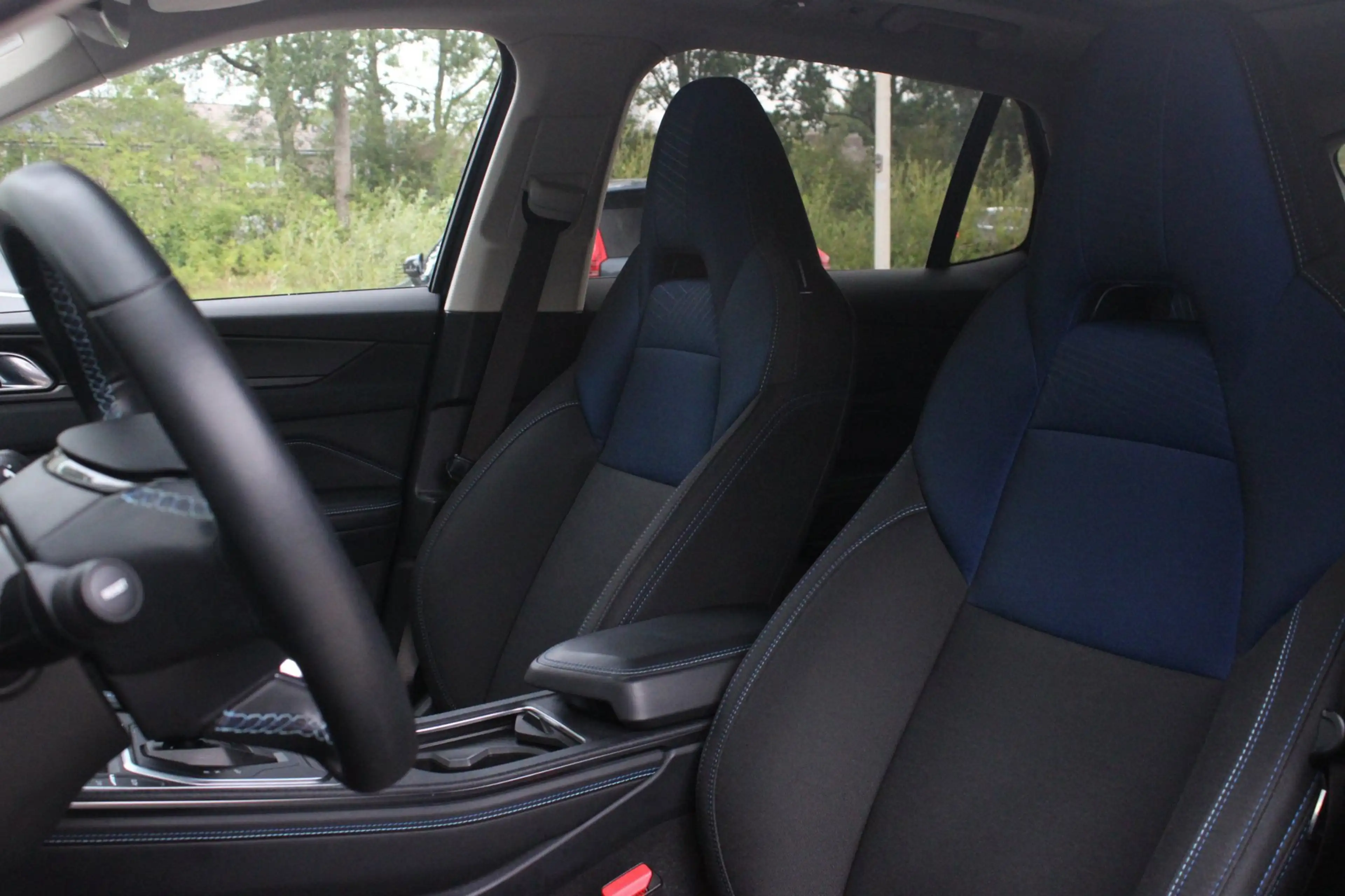 Lynk & Co 01 1.5 | SOH 98% | Keyless | Carplay — photo 7