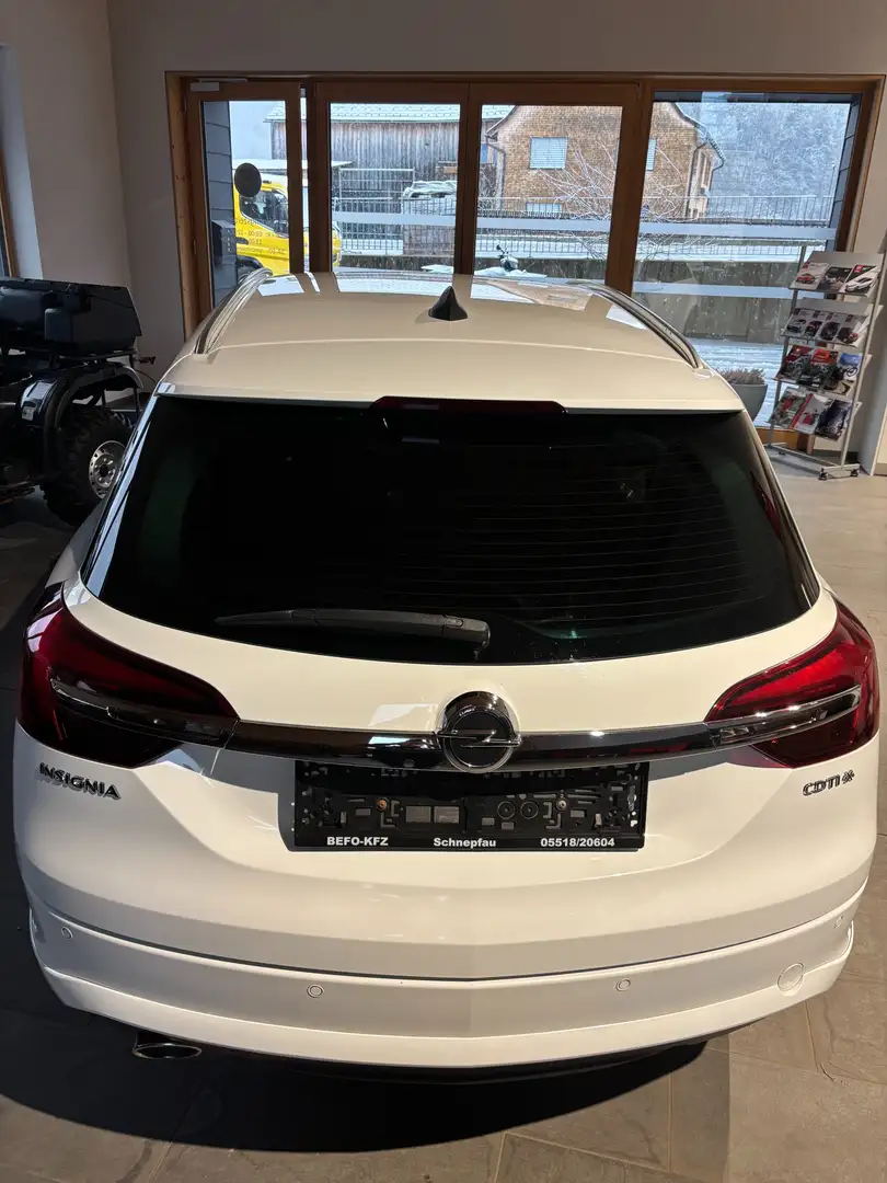 Opel Insignia ST 2,0 CDTI Ecotec Allrad Sport Start/Stop System Weiß - 2