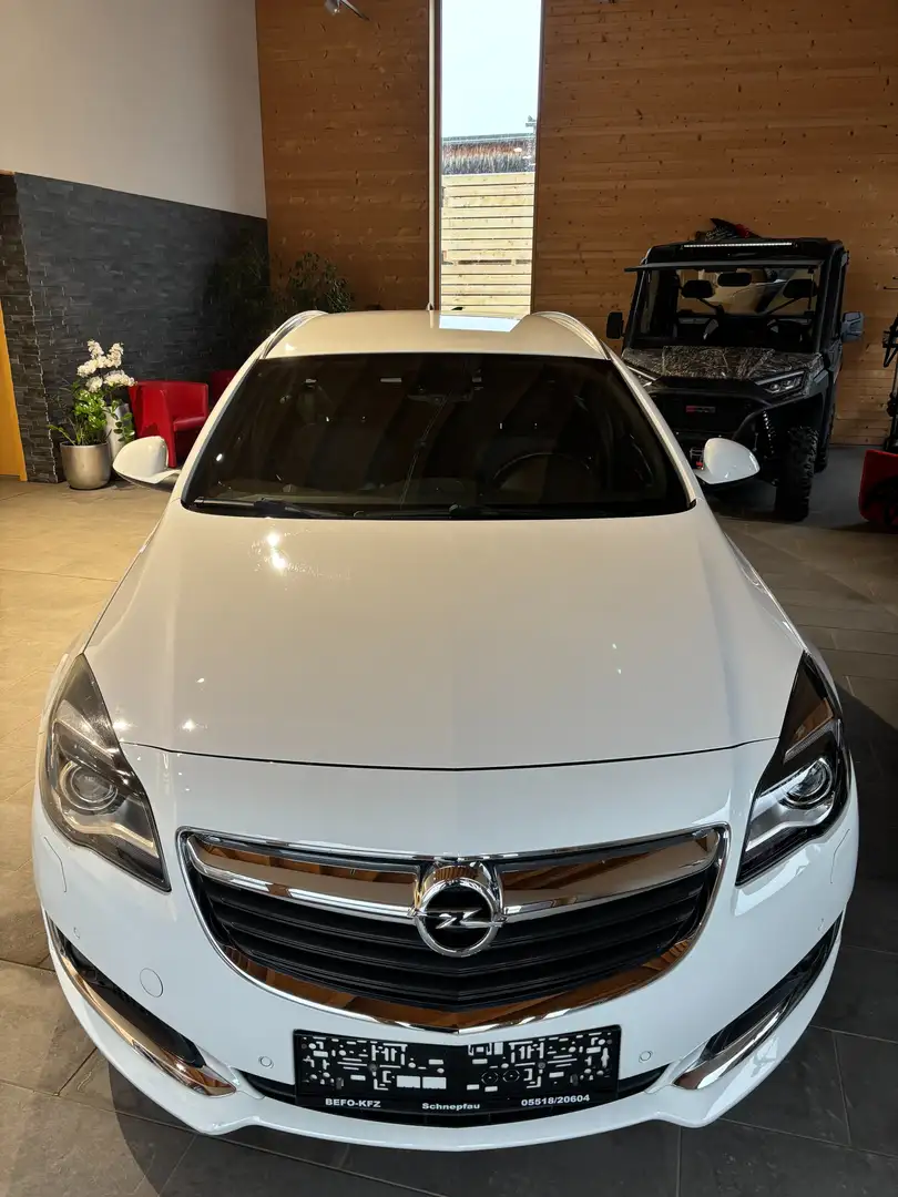 Opel Insignia ST 2,0 CDTI Ecotec Allrad Sport Start/Stop System Weiß - 1