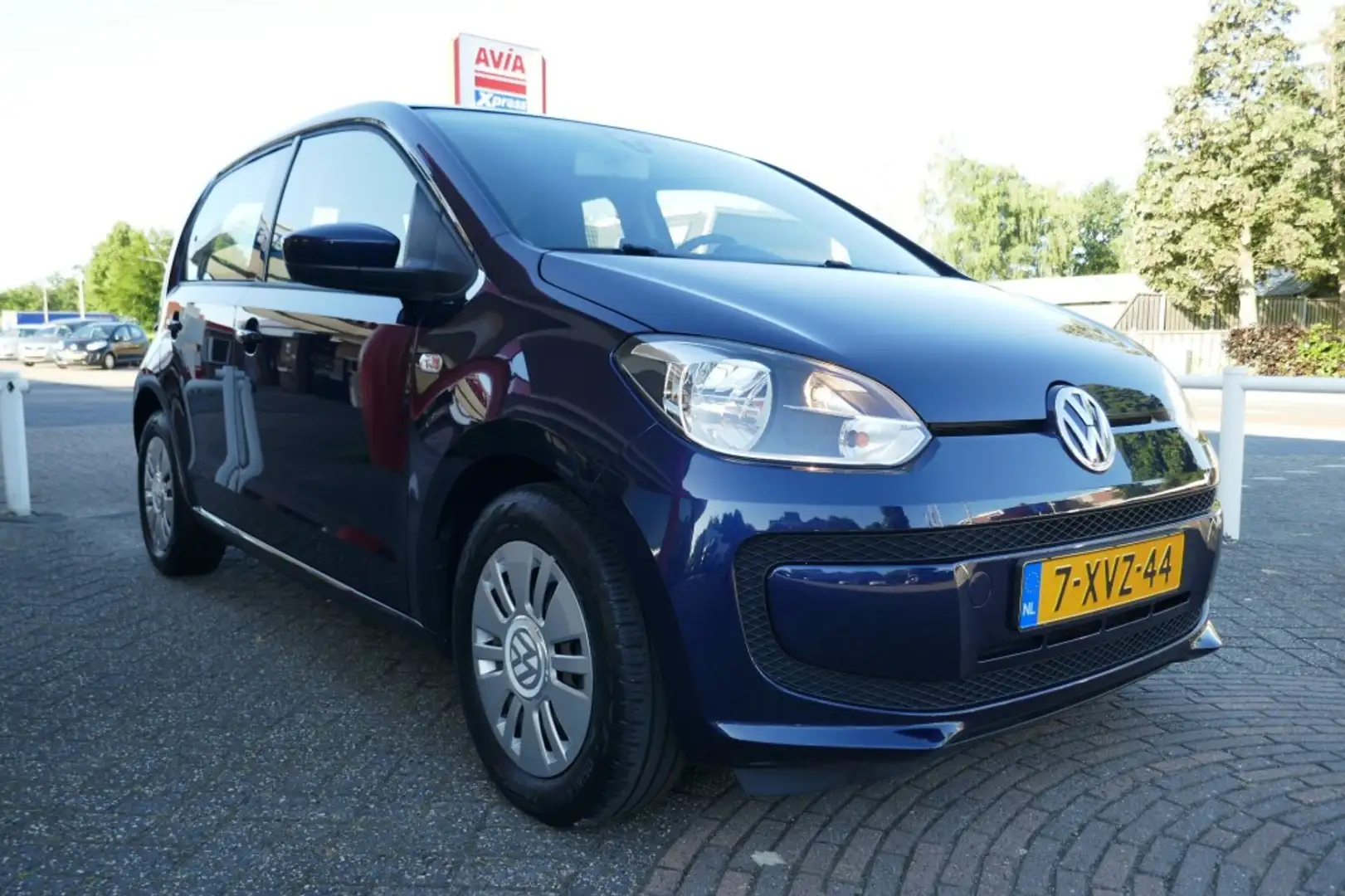 Volkswagen up! 1.0 MOVE UP! BLUEMOTION  AIRCO/NAVI Blauw - 2