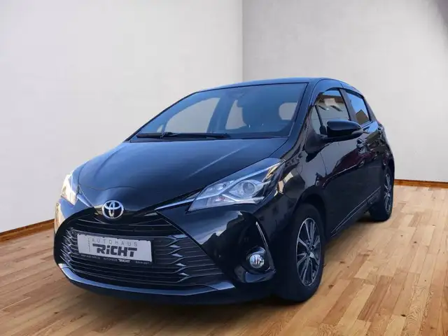 Toyota Yaris YARIS 1.5 Liftback